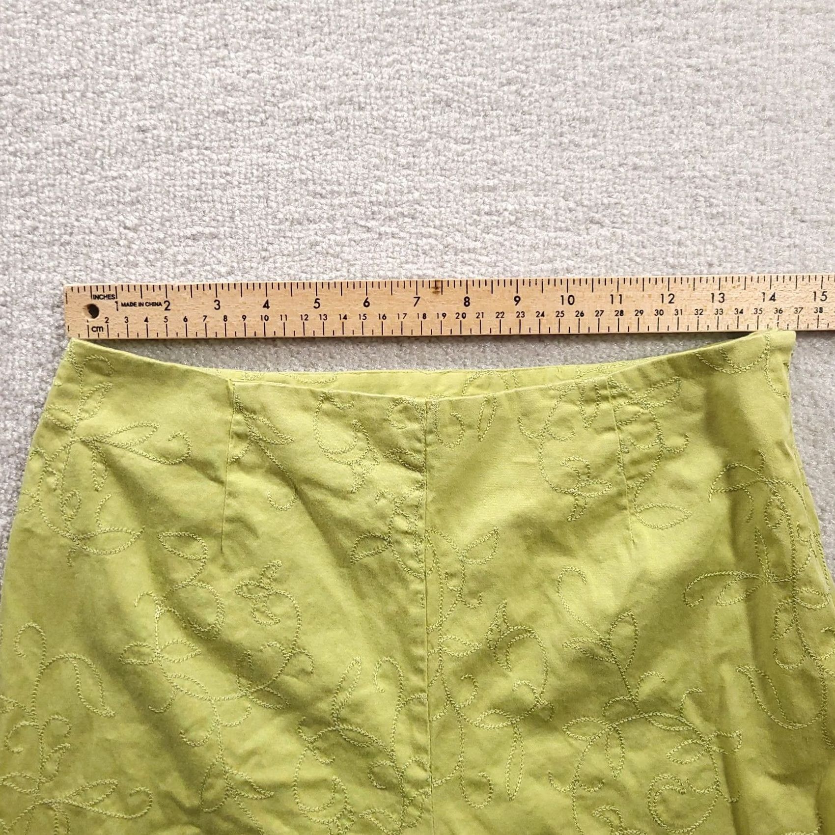 Vintage Dressbarn Green Floral Embroidered Cropped Pants Capri Size 10 Side Zip Size 32" / US 10 / IT 46 - 3 Thumbnail
