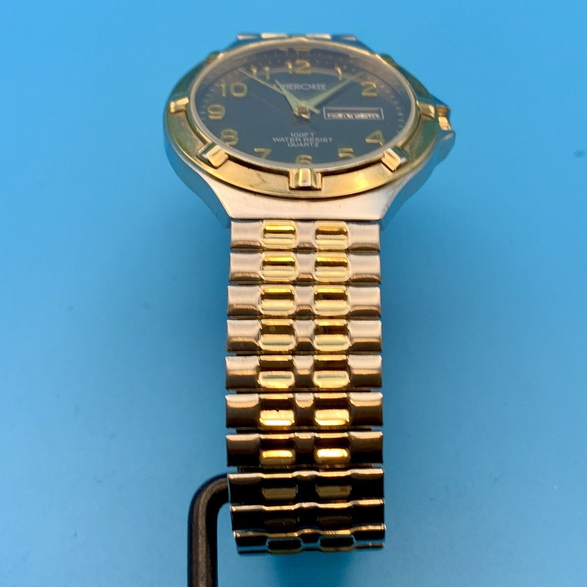 Cherokee CHEROKEE 32903 Men’s Vintage Quartz Wristwatch Works Size ONE SIZE - 8 Thumbnail