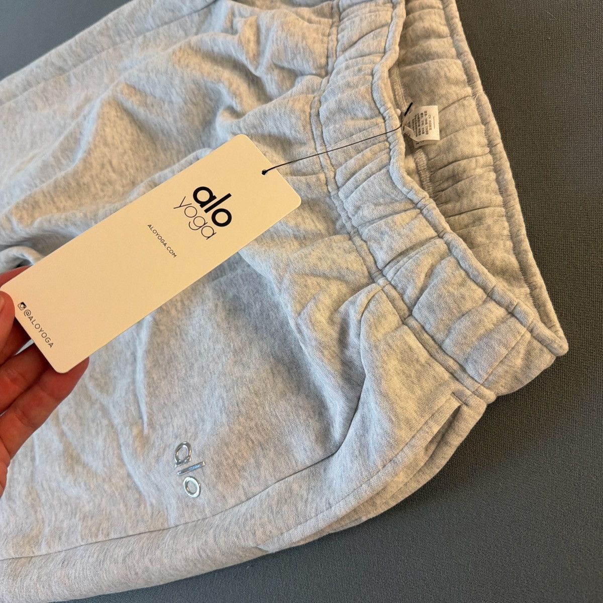 Alo Yoga Alo Yoga Sweatpants White Size 27" / US 4 / IT 40 - 3 Thumbnail