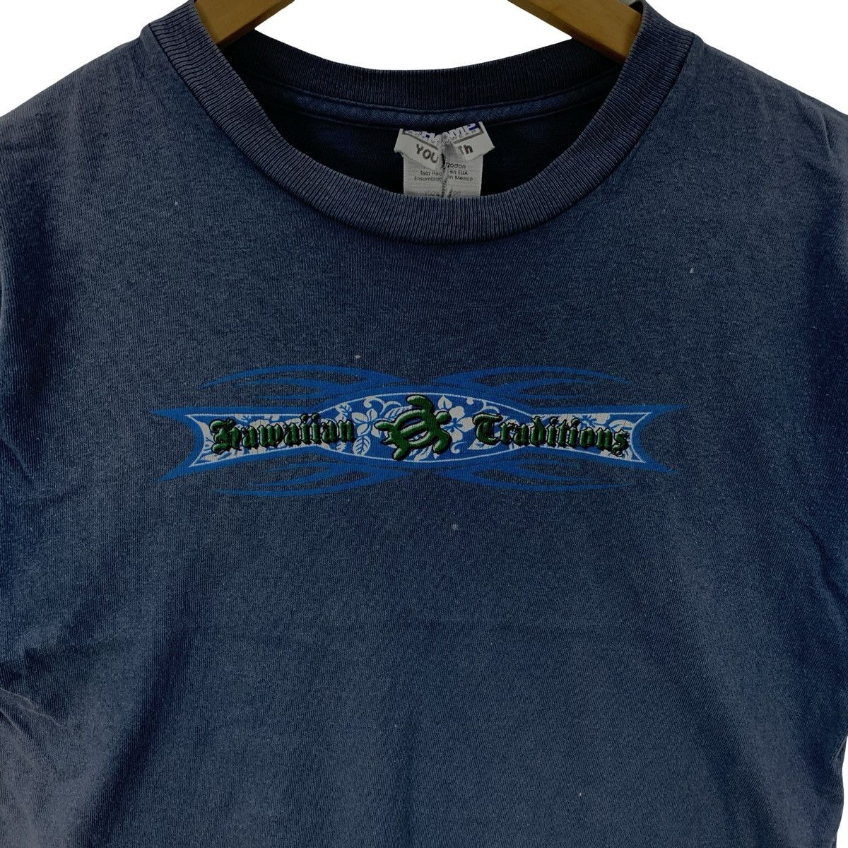 Vintage Vintage Y2K Dragon Graphic T-Shirt Faded Tribal Streetwea Size US M / EU 48-50 / 2 - 5 Thumbnail