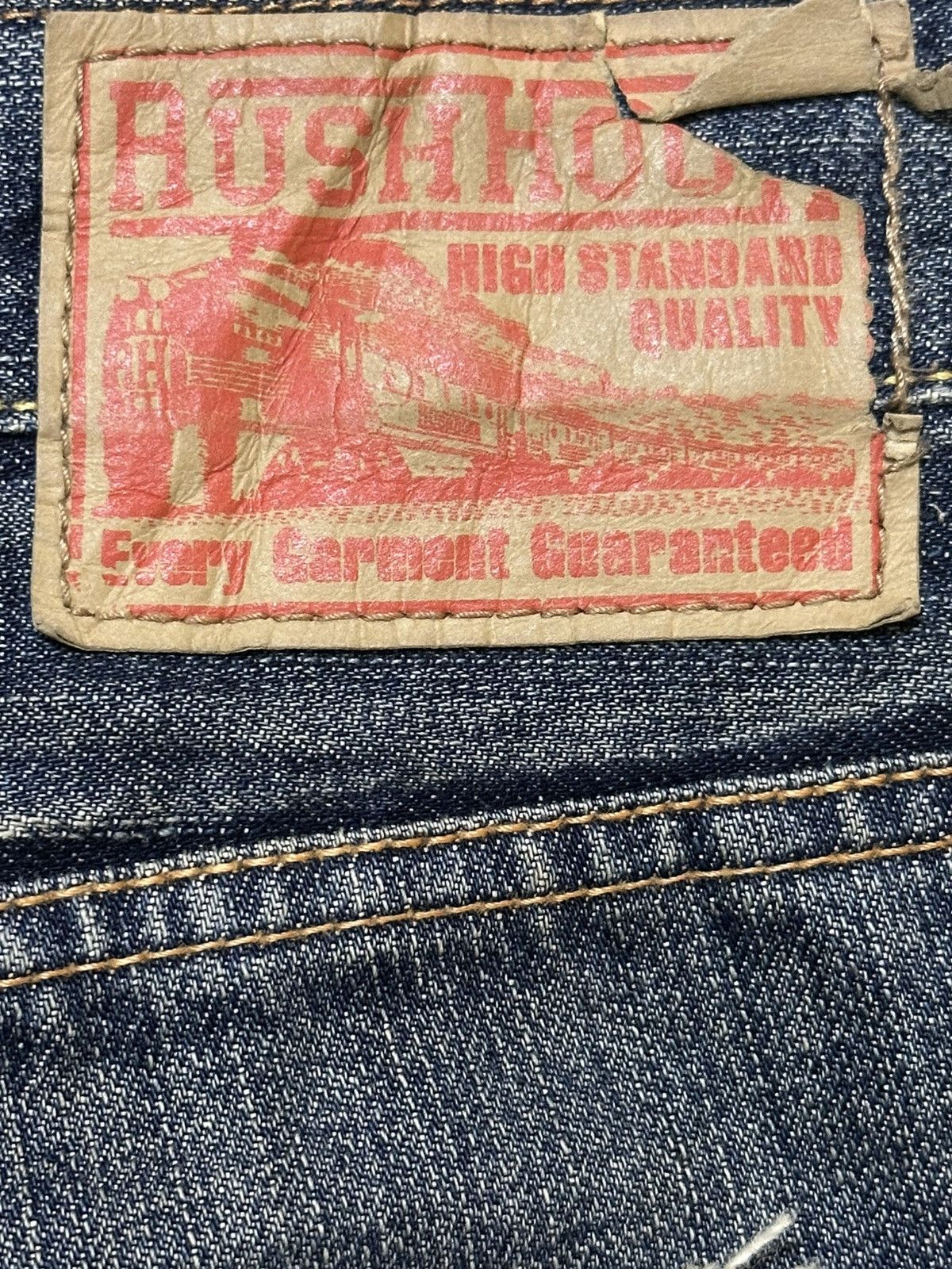 Japanese Brand Vintage Japanese Brand Blue Faded Wash Style Loose Jeans Size US 32 / EU 48 - 9 Thumbnail