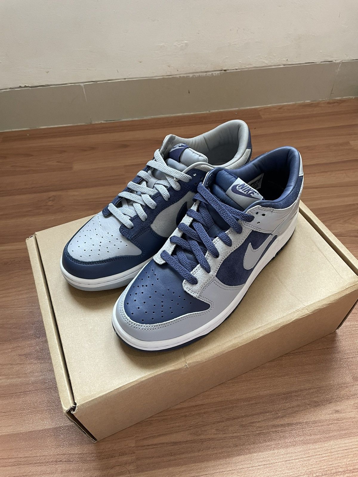 Nike Nike Dunk Atmos JP.Co Mismatched Navy Grey Size US 9 / EU 42 - 2 Thumbnail