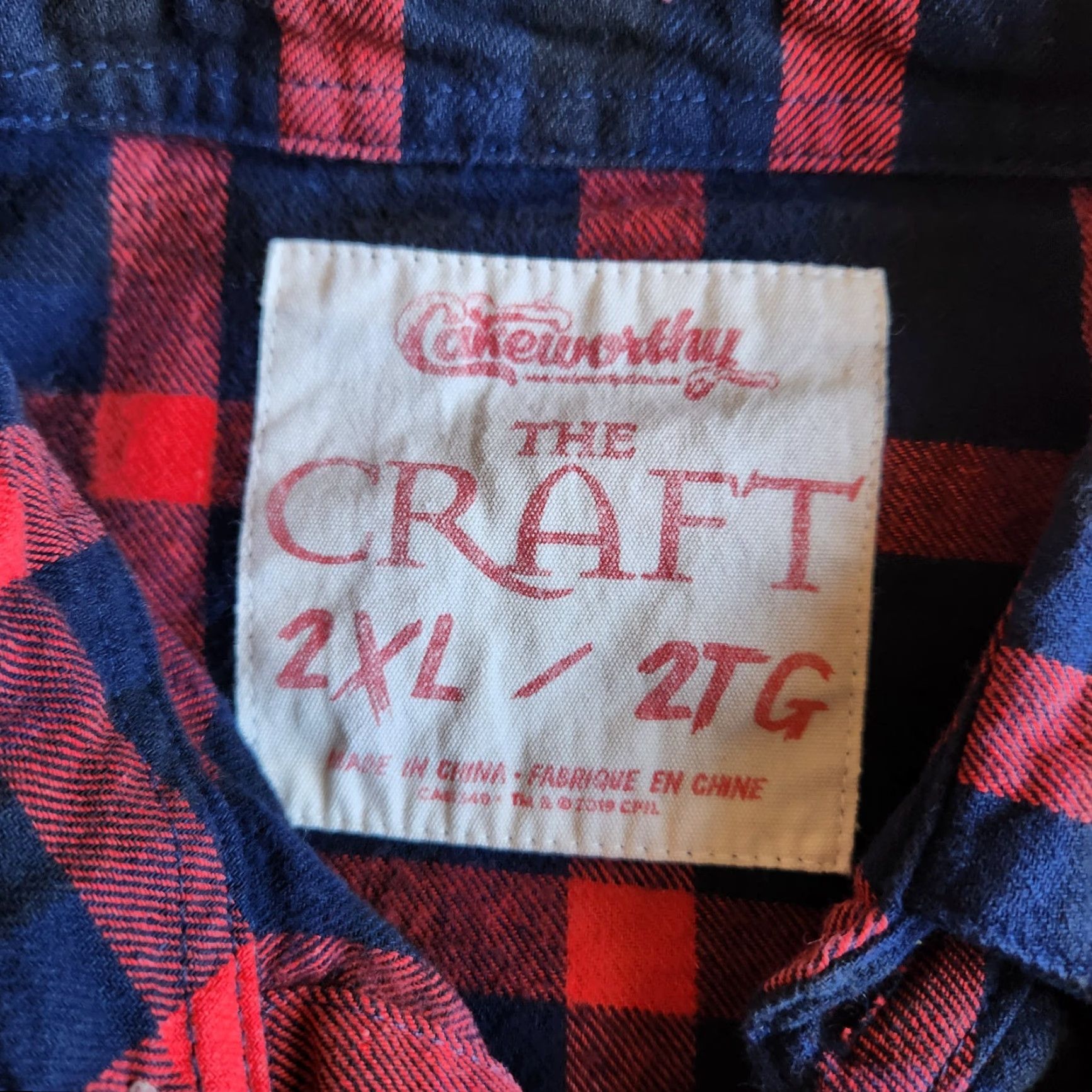 Vintage Cakeworthy The Craft “We Are The Weirdos” Plaid Flannel Shirt 2XL Red Navy Long Sleeve Button-Up Unisex Adults Size US XXL / EU 58 / 5 - 6 Thumbnail