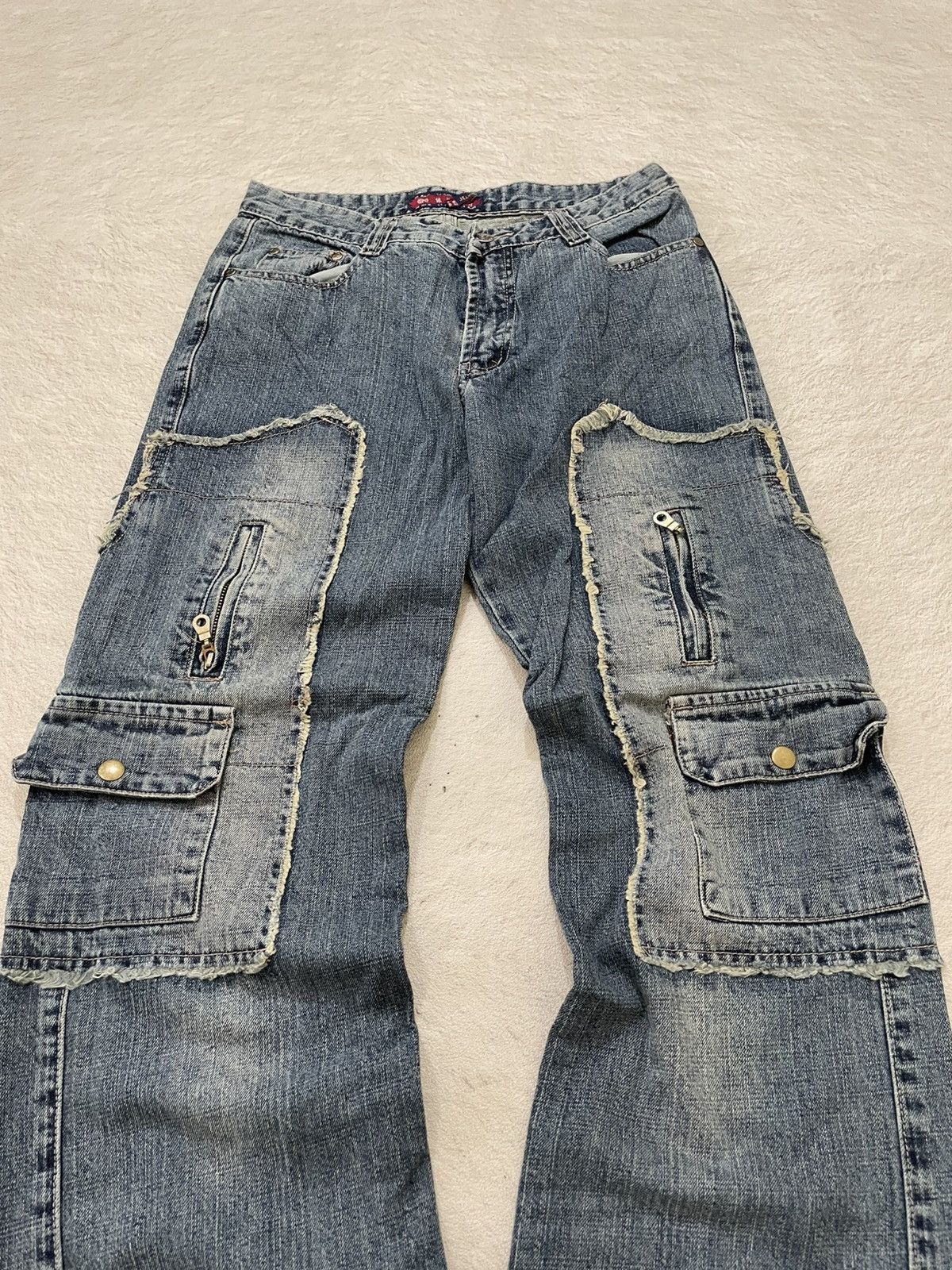 Japanese Brand 00s Japanese Cargo Pants Distressed Utility Pockets Raw Hem Size US 29 - 2 Thumbnail