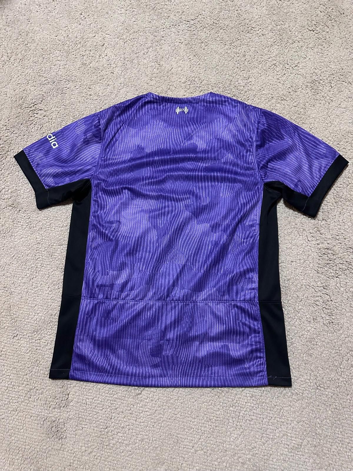Nike Liverpool FC Nike 2023/24 Kit Football Shirt Soccer Jersey Size US L / EU 52-54 / 3 - 7 Thumbnail