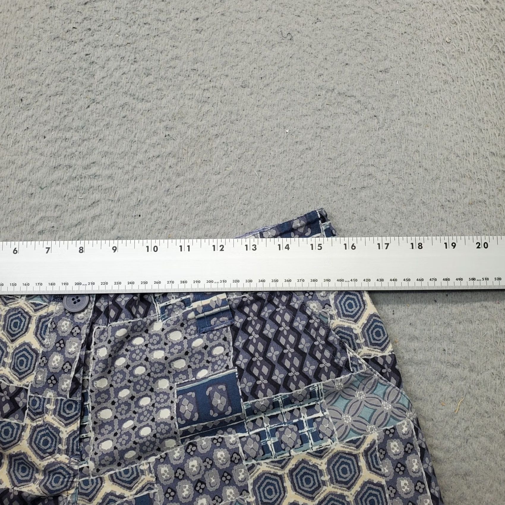 Vintage New York & Company Chino Shorts Women's 6 Multi Patterned Stretch Slash Pocket Size 28" / US 6 / IT 42 - 4 Thumbnail