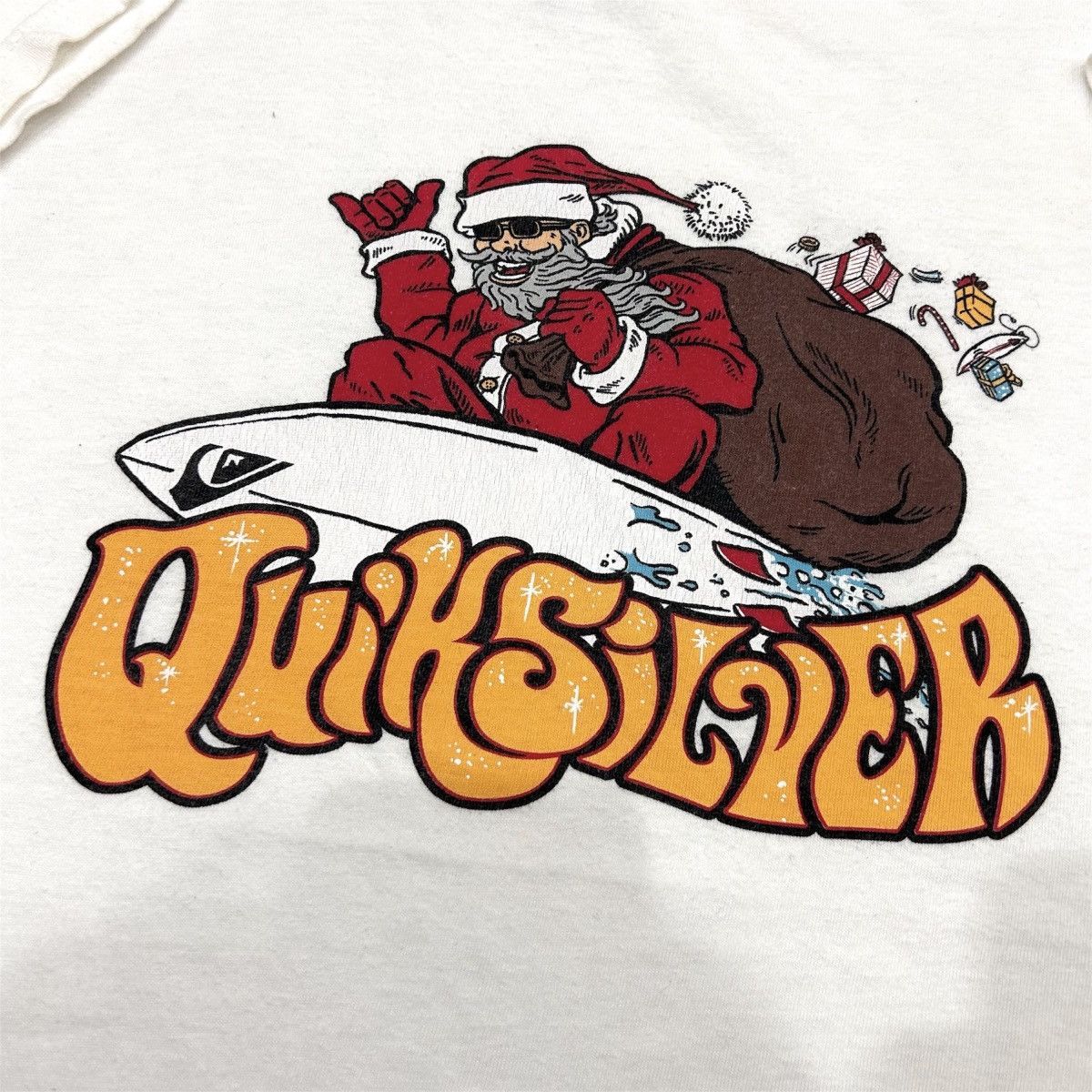 Quiksilver Quiksilver Santa Surf Center Logo Tshirt Size US L / EU 52-54 / 3 - 4 Thumbnail