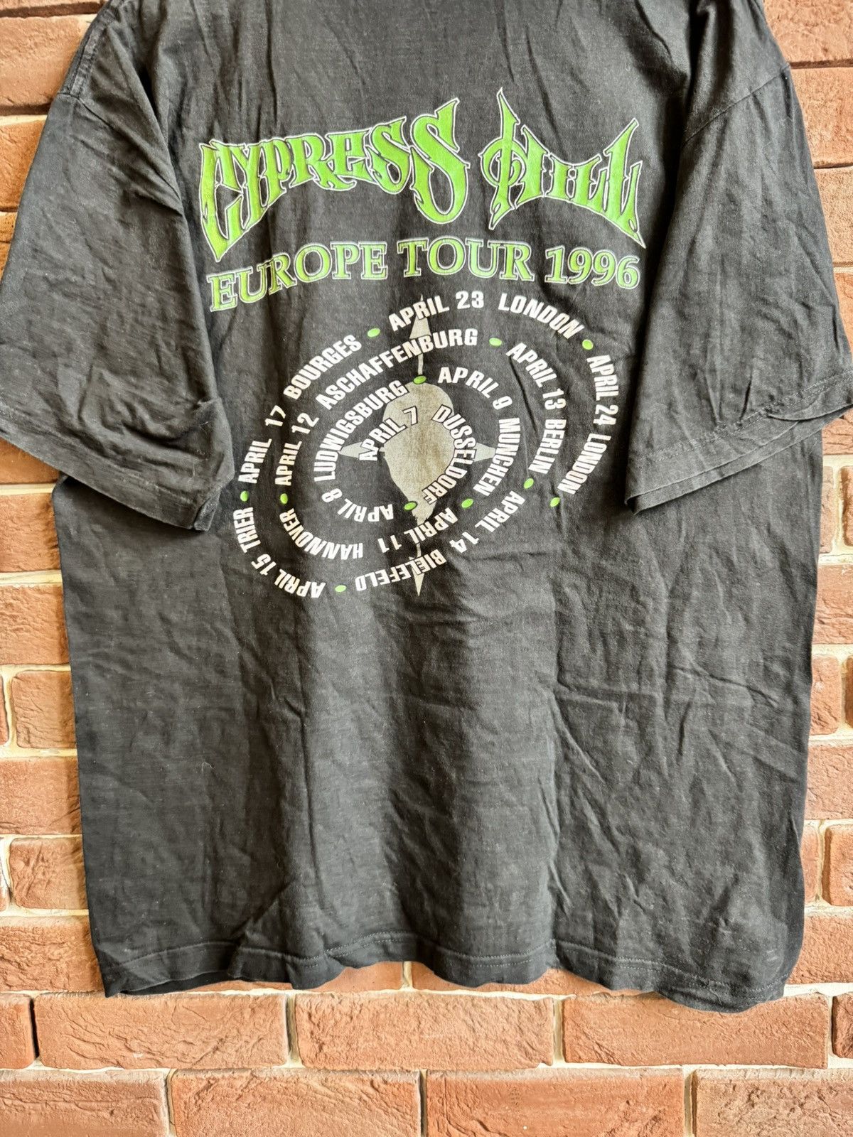 Band Tees 🔥Rare Vintage Cypress Hill 1996 Euro Tour Rap Band Tee XL Size US XL / EU 56 / 4 - 8 Thumbnail