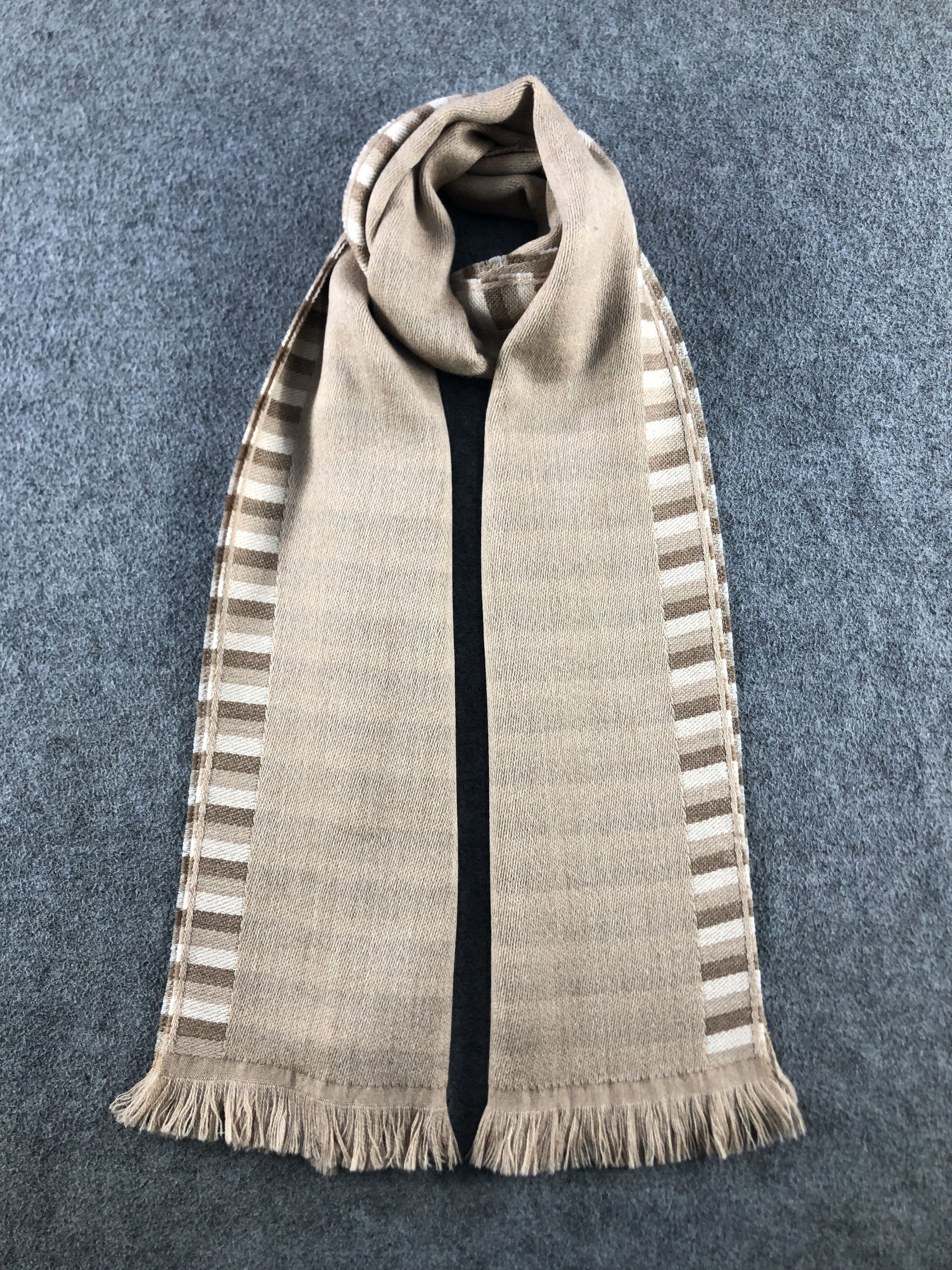 Fendi Fendi Scarf / Muffler / Neckwear P724 Size ONE SIZE - 1 Thumbnail
