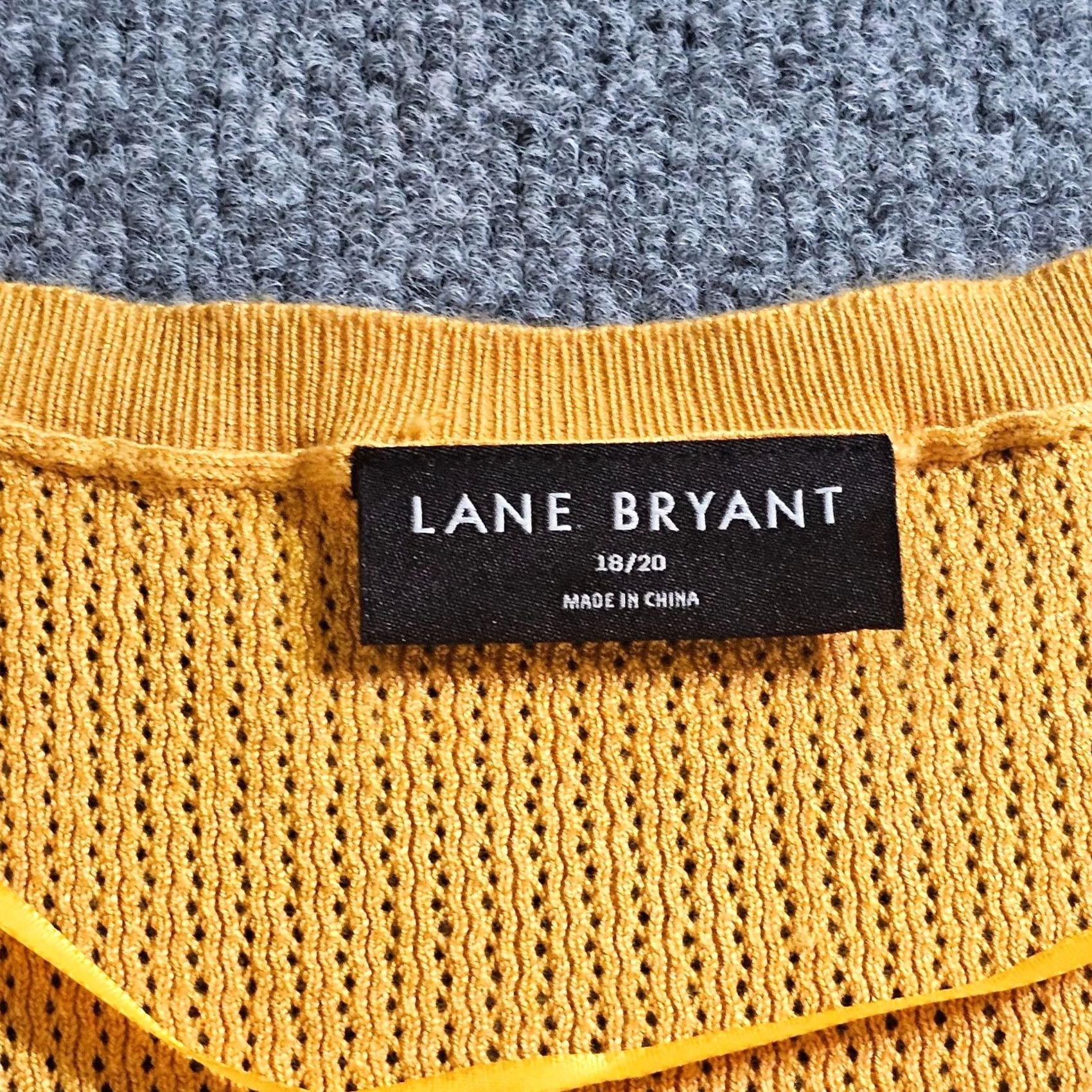 Vintage Lane Bryant Sweater Womens 20 Yellow Knit Texture Short Sleeve Stretch Casual Size 3XL / US 20-22 - 3 Thumbnail