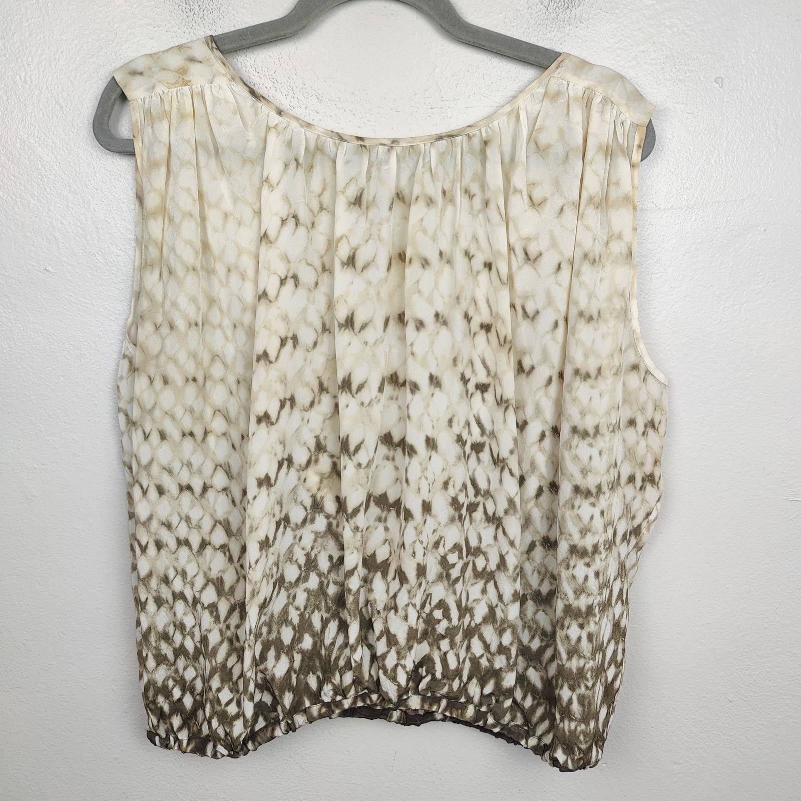 Anthropologie Anthropologie Silk Top Womens Medium Petite Wrap Back Size M / US 6-8 / IT 42-44 - 1 Thumbnail
