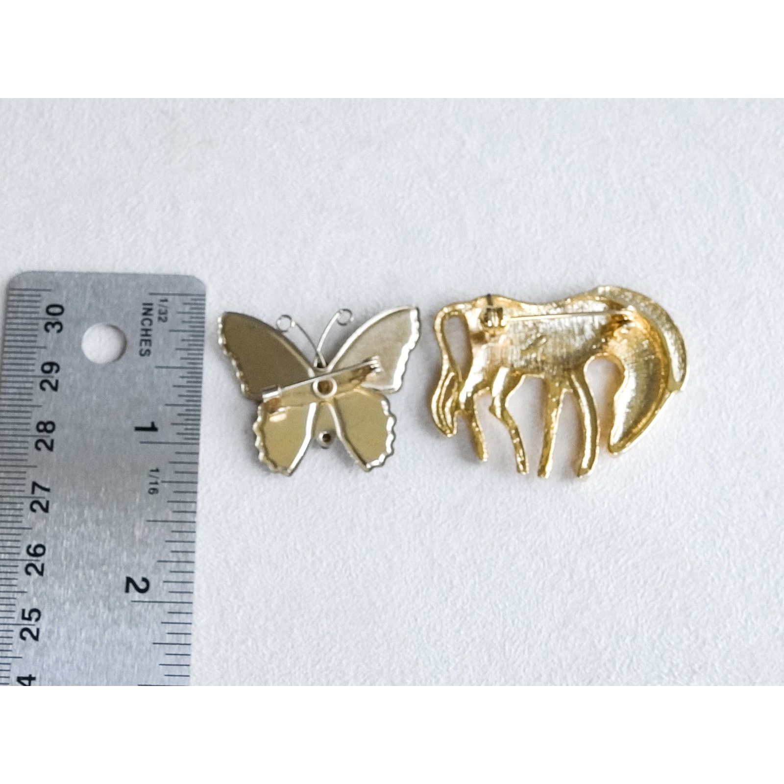 The Unbranded Brand Vintage Brooches 2 PC Gold Tone Zebra Purple Butterfly Size ONE SIZE - 5 Thumbnail