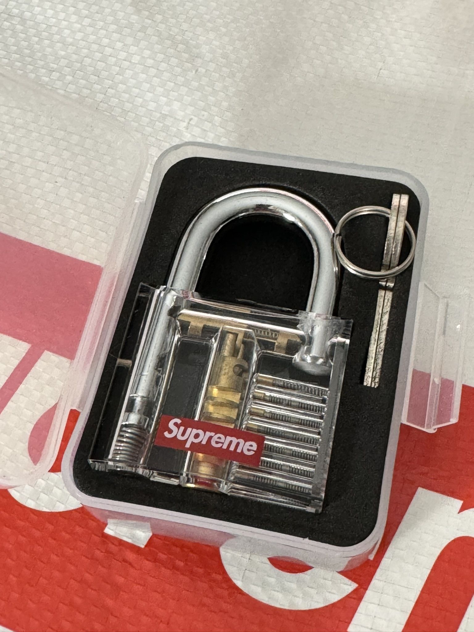 防犯・セキュリティ用品 Supreme Transparent Lock 20ss Supreme Transparent Lock - Supreme 通販 Online Shop A-1 RECORD