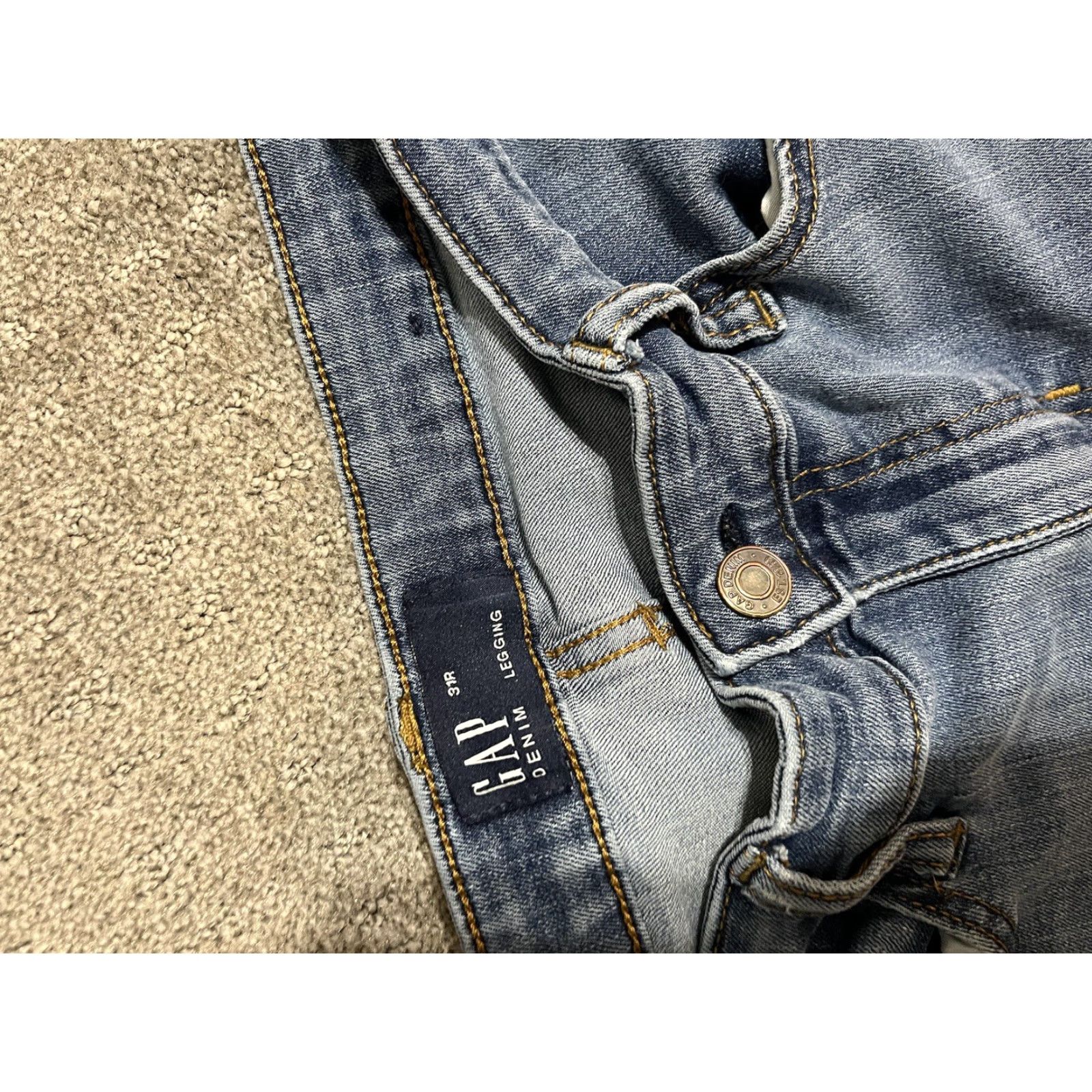 Gap Gap Jeans Womens 31R Medium Wash Blue Denim Solid Legging Size 24" / US 00 / IT 34 - 5 Thumbnail