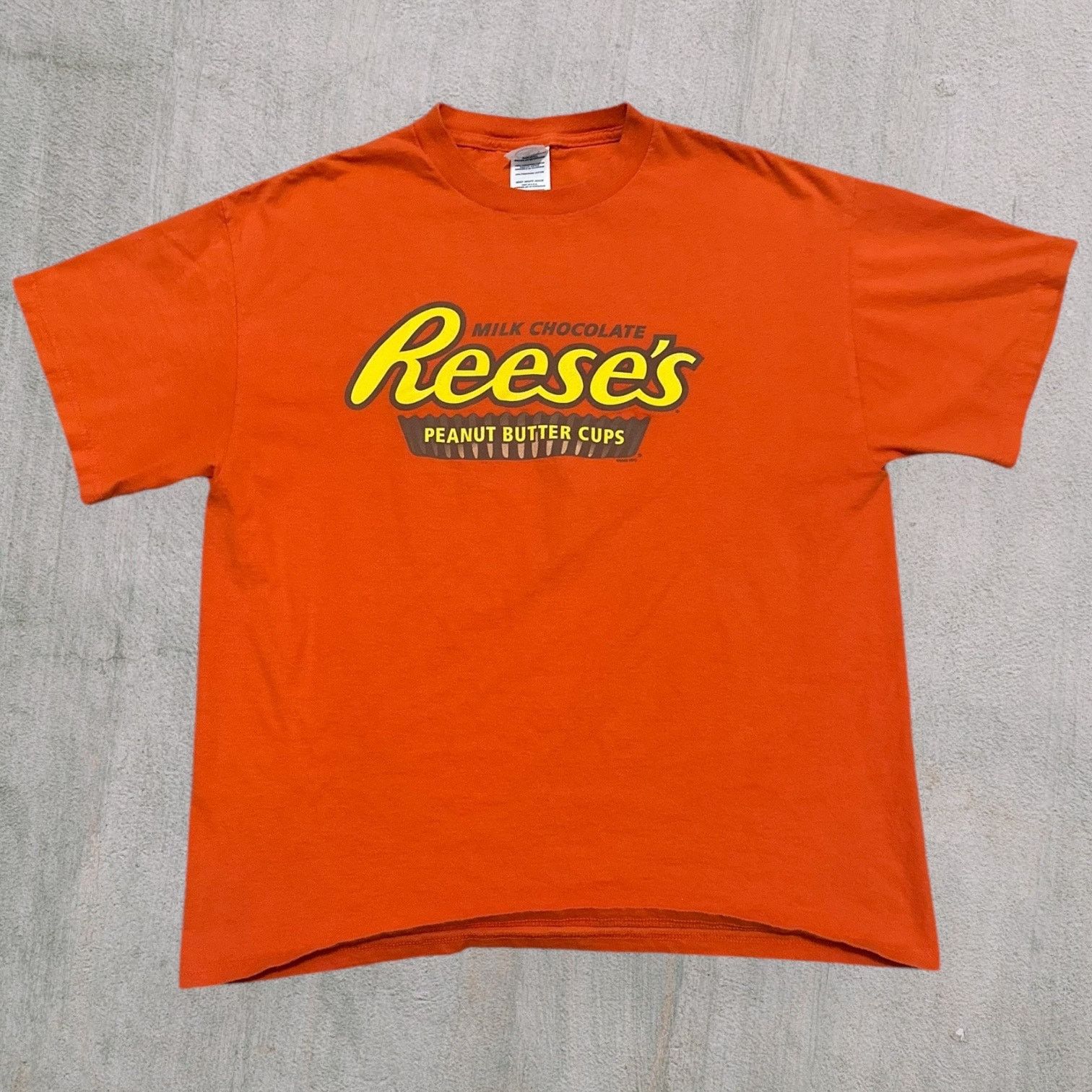 Delta Reese’s peanut butter cup orange tee Size US L / EU 52-54 / 3 - 1 Thumbnail