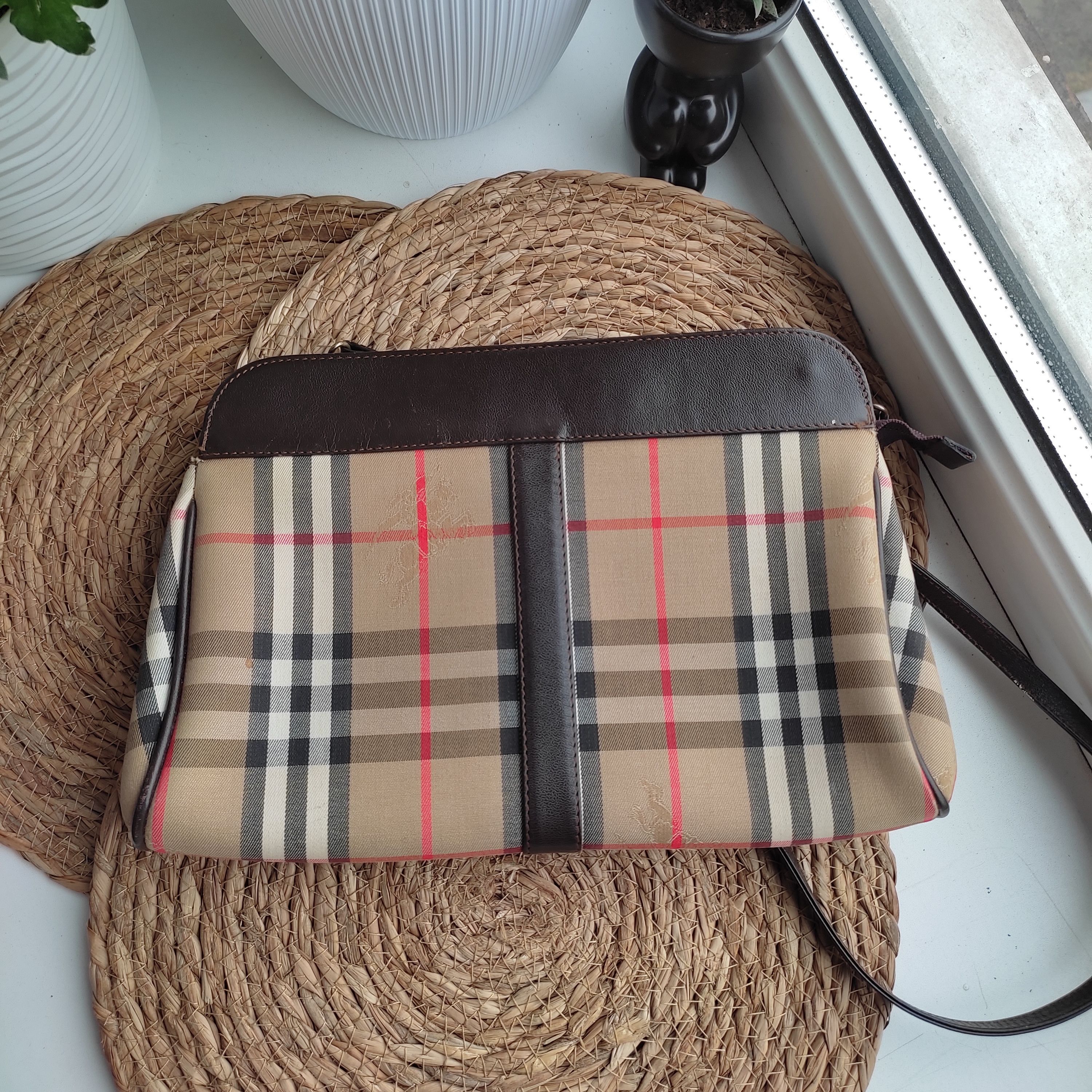 Burberry Burberry Burberrys Front Pocket Zip Crossbody vintage bag Size ONE SIZE - 10 Thumbnail