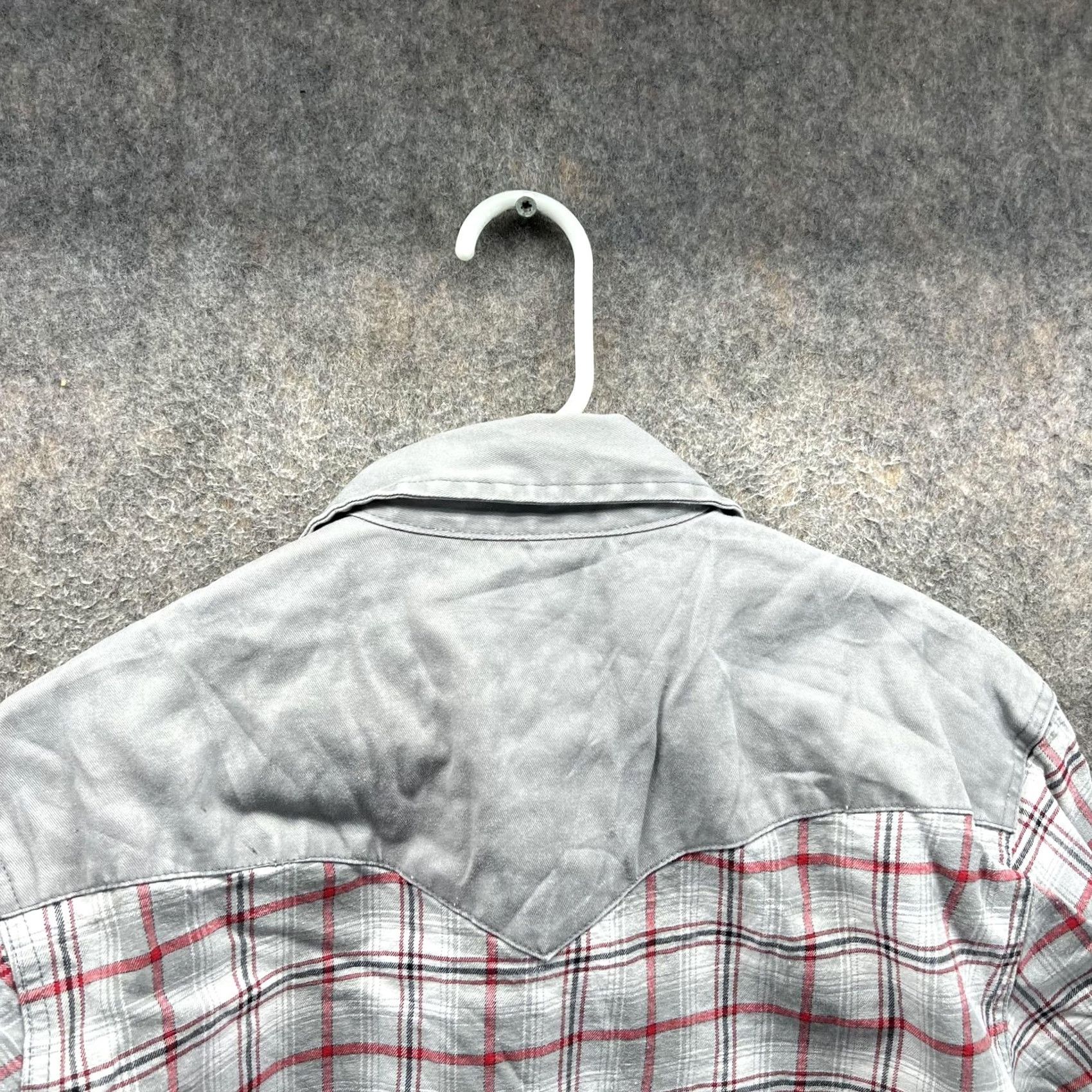Wrangler Wrangler Shirt Mens M Gray Red Plaid Western Pearl Snap Long Sleeve Cowboy Shirt Size US M / EU 48-50 / 2 - 3 Thumbnail