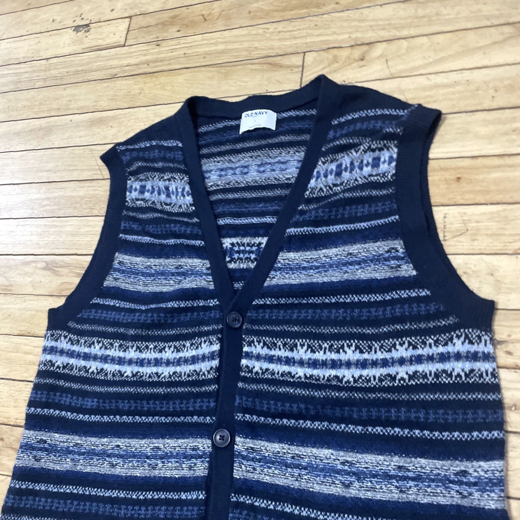 Old Navy Old Navy Sosoft Sweater Men L Blue Stripe Preppy Academia Knit Cardigan Vest 42" Size US L / EU 52-54 / 3 - 4 Thumbnail