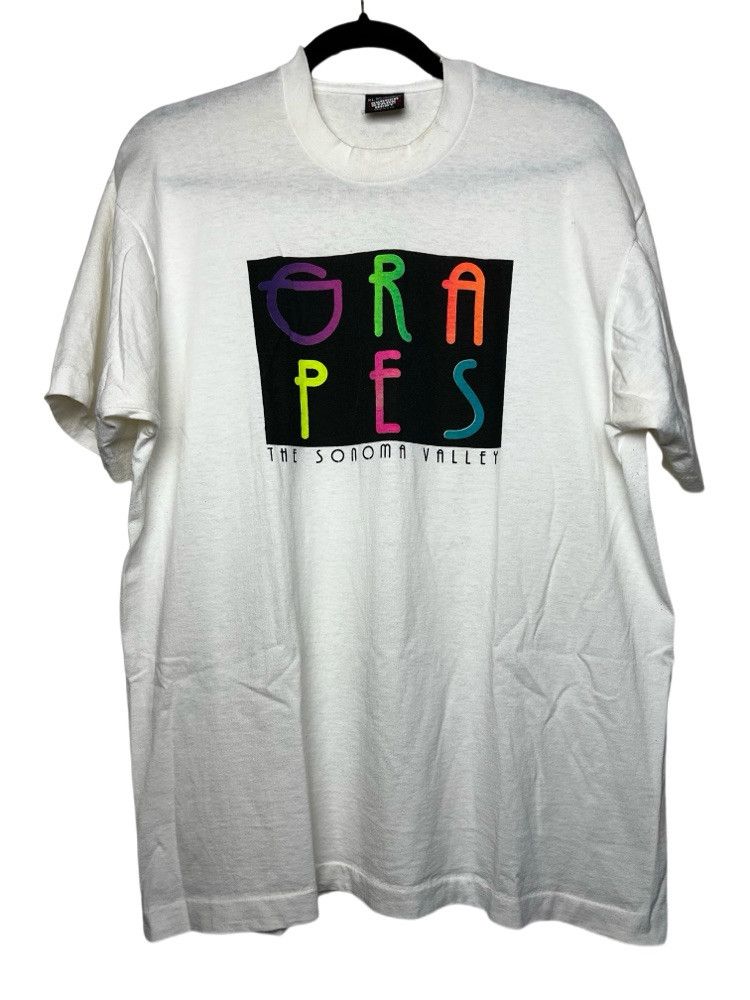 Vintage Vintage 1980's neon "GRAPES - The Sonoma Valley" T-Shirt Size US XL / EU 56 / 4 - 1 Thumbnail