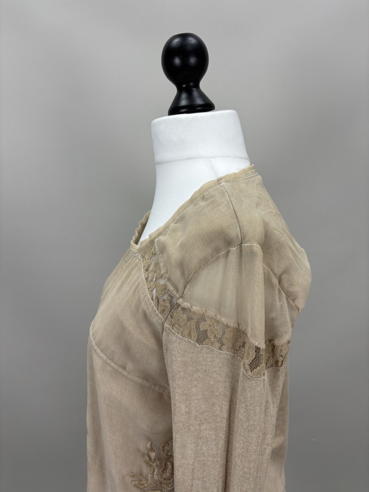Elisa Cavaletti Womens blouse Elisa Cavaletti Size M Color Beige Size M / US 6-8 / IT 42-44 - 9 Thumbnail