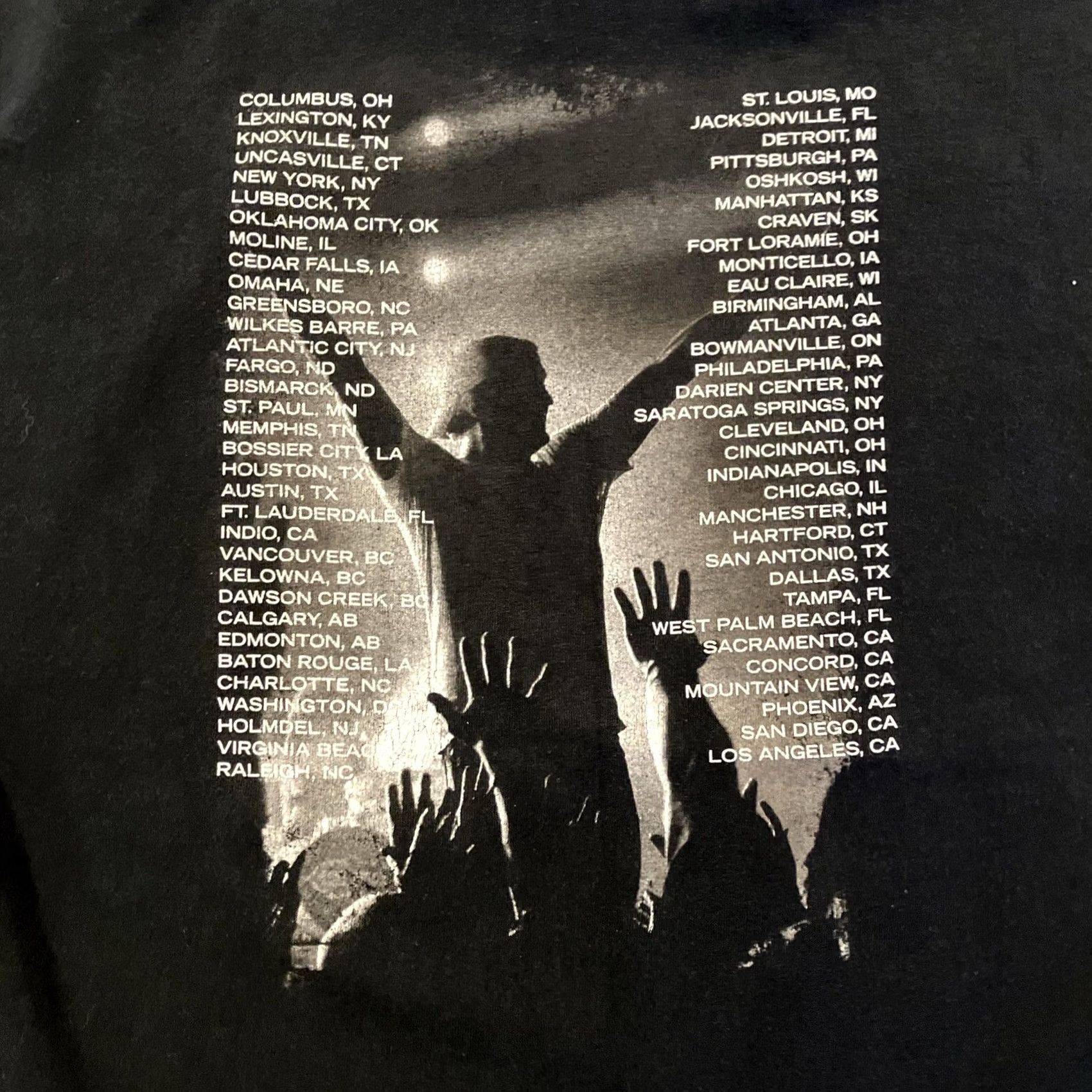 Gildan VINTAGE Luke Bryan 2014 That's My Kind Of Night Tour Concert T Shirt L Black Mens T-Shirt Size US L / EU 52-54 / 3 - 5 Thumbnail