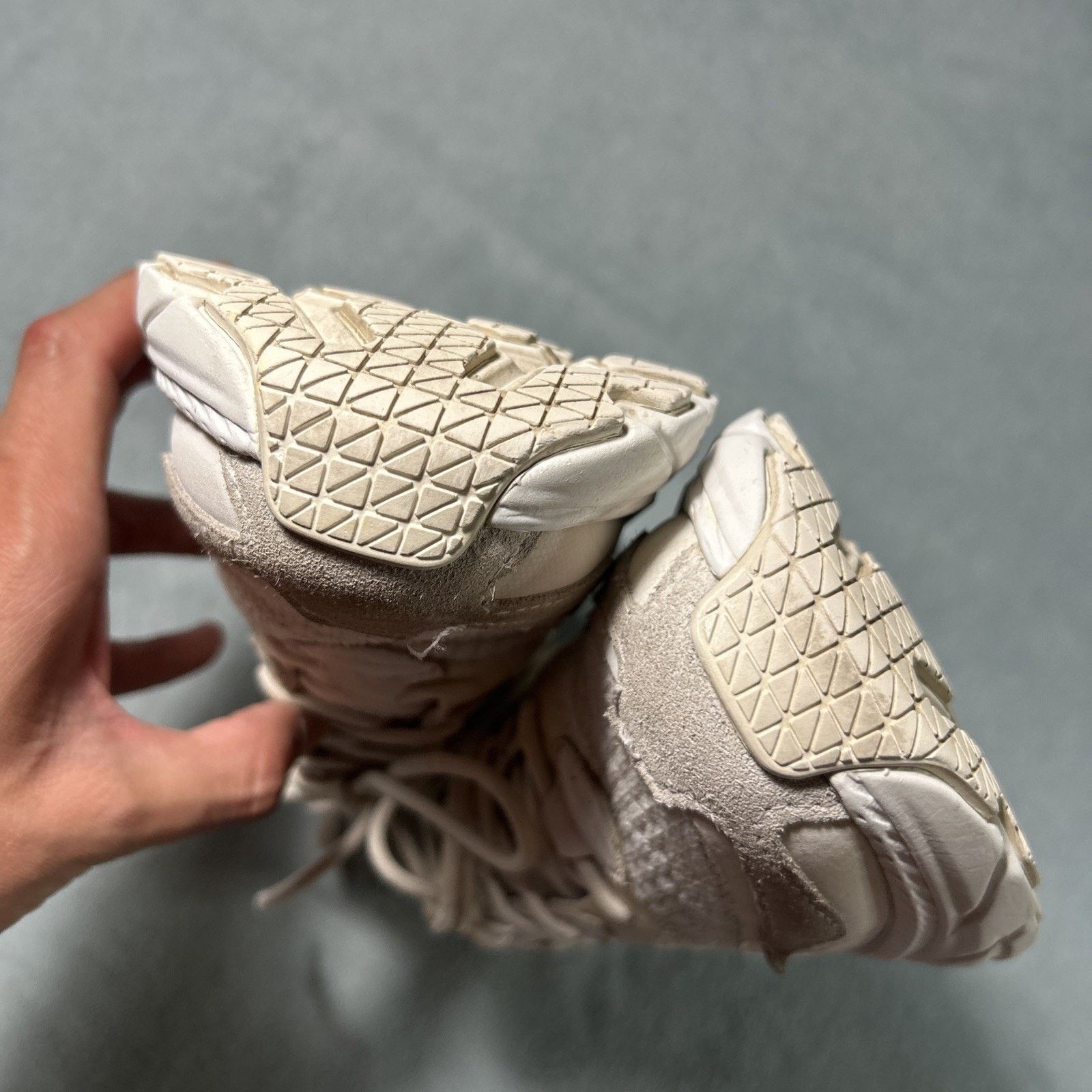Hoka Hoka Clifton LS 8.5 Mens Barley Milk White Trail Running Gym Size US 8.5 / EU 41-42 - 6 Thumbnail