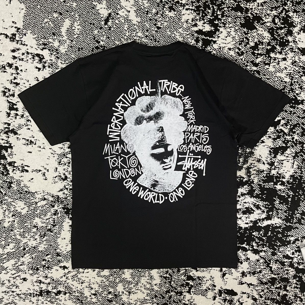 Stussy STUSSY CAMELOT PIGMENT DYED TEE BLACK - XL Size US XL / EU 56 / 4 - 1 Thumbnail