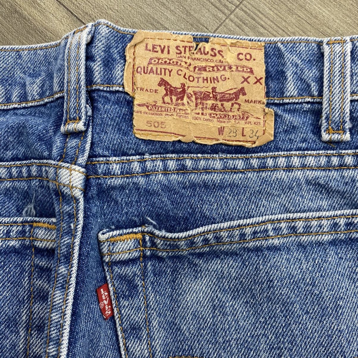 Levi's Vintage Clothing 1990s Vintage Levis 505 USA 28x34 Faded Blue Jeans Size US 28 / EU 44 - 15 Thumbnail