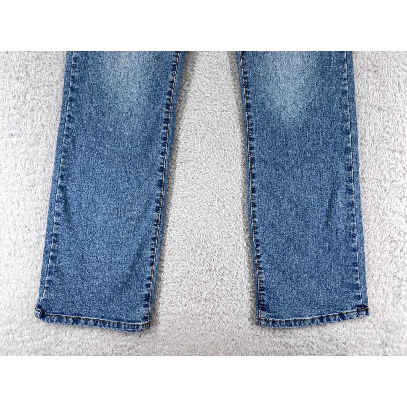 Vintage Sweet Jeans Women 9 Blue Denim Straight Leg Medium Wash Embroidered Cotton Denim Size 30" / US 8 / IT 44 - 5 Thumbnail