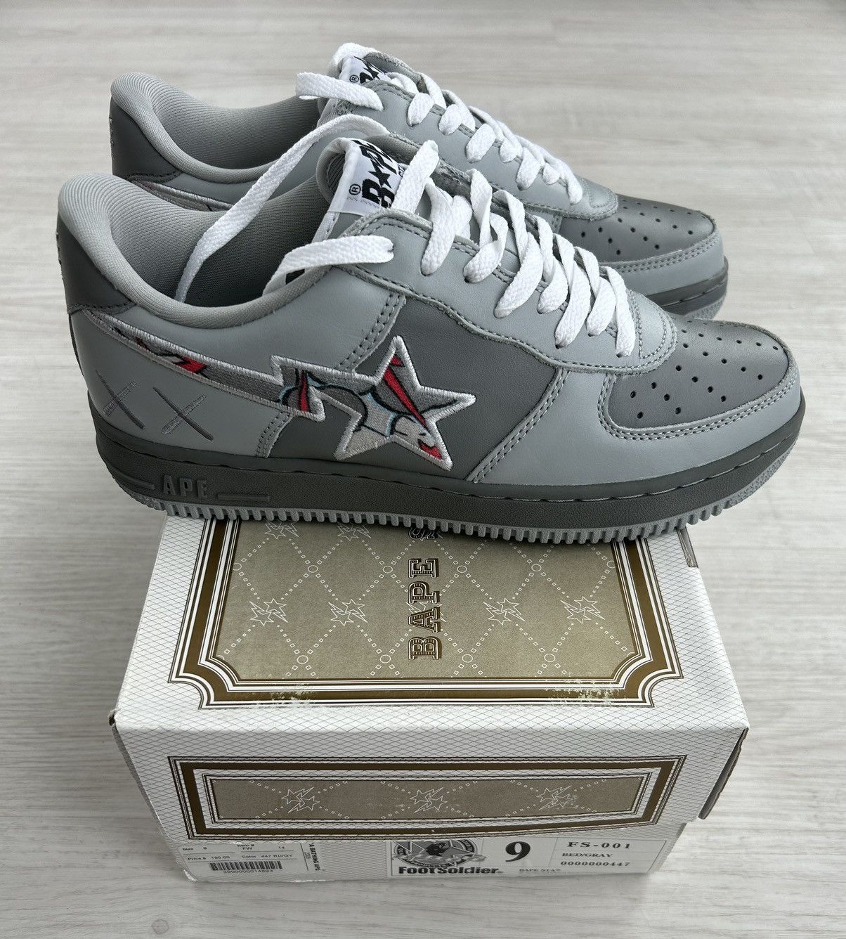Bape VERY RARE OG 2005 A BATHING APE X KAWS SKULLSTA BAPESTA Size US 9 / EU 42 - 7 Thumbnail