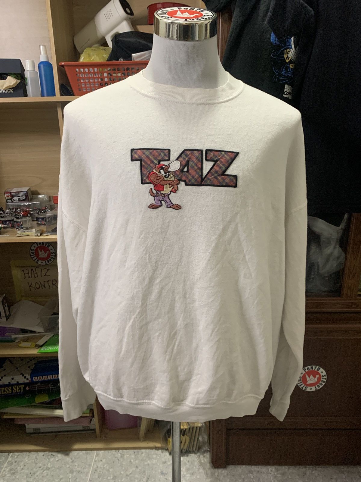 Vintage × Warner Bros Vintage 90s TASMANIAN DEVIL and TAZ Warner Bros Sweatshirt Size US XL / EU 56 / 4 - 1 Thumbnail