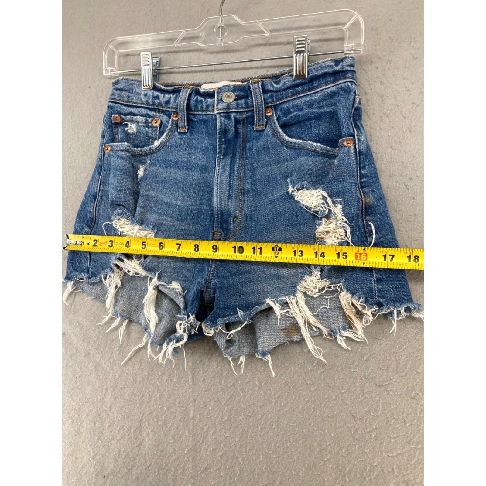 Abercrombie & Fitch Abercrombie & Fitch Womens Shorts High Rise Mom Denim 26 Blue 2 US Size 2 Adults Size 26" / US 2 / IT 38 - 3 Thumbnail