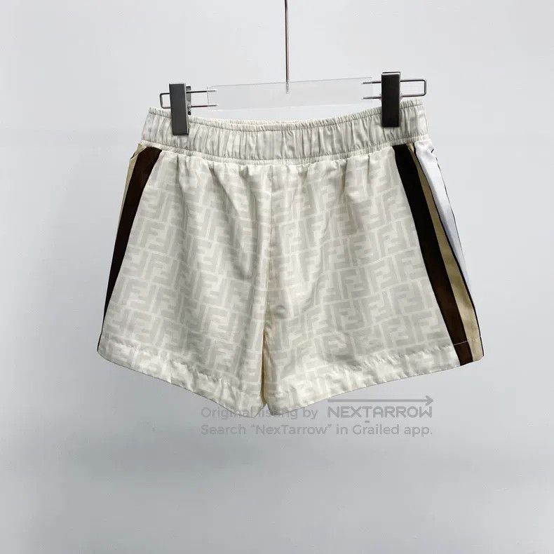 Fendi Fendi size S Beige Patchwork Full Print Shorts Size 24" / US 00 / IT 34 - 2 Thumbnail