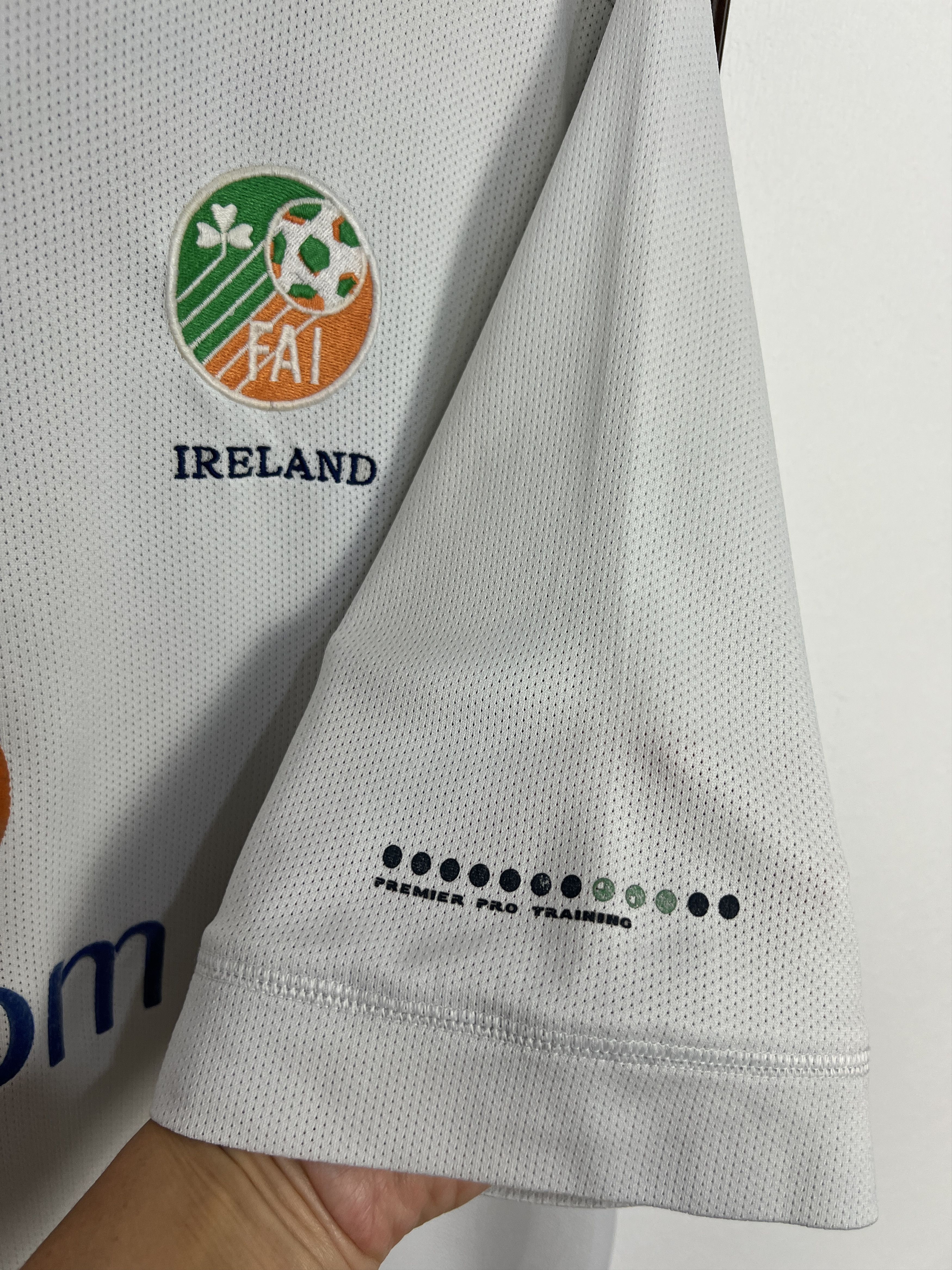 Umbro Vintage 90's Umbro Republic Of Ireland Football Train Shirt Size US XXL / EU 58 / 5 - 4 Thumbnail