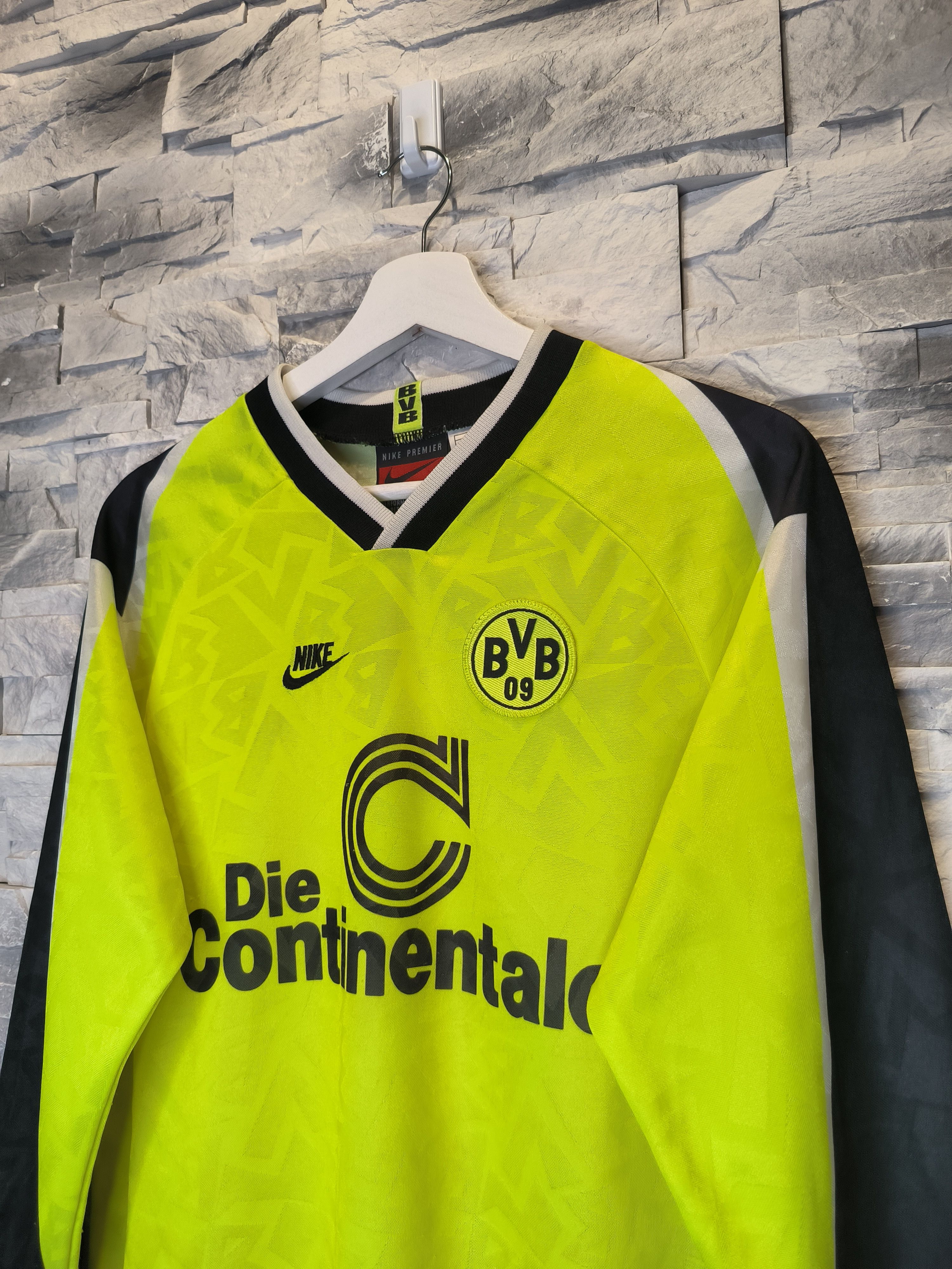 Nike Vintage Nike Premier Borussia Dortmund BVB 1995/96 Jersey Size US S / EU 44-46 / 1 - 2 Thumbnail