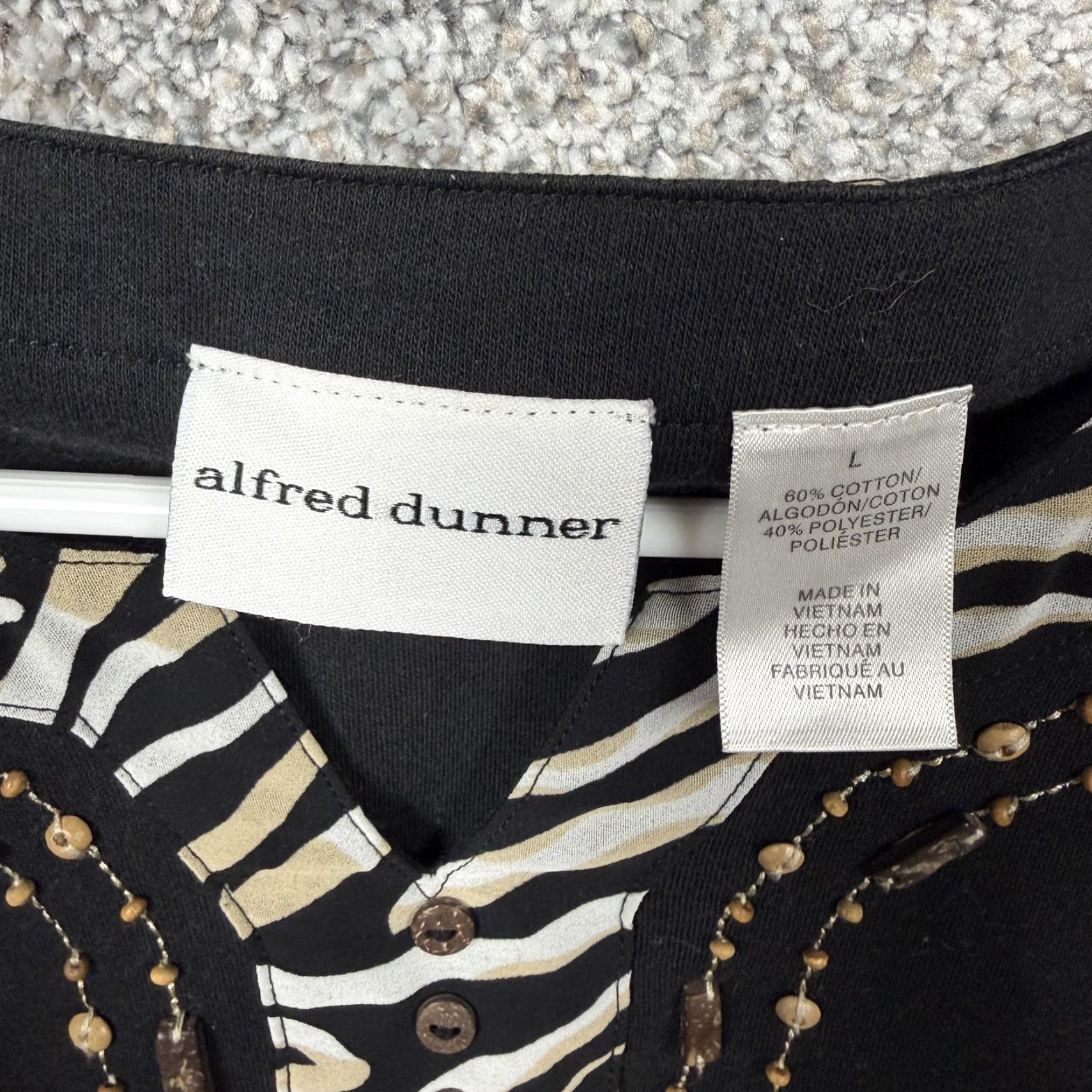 Vintage Alfred Dunner Top Womens L Black Zebra Print Beaded Studded V-Neck Safari Boho Shirt Size L / US 10 / IT 46 - 4 Thumbnail