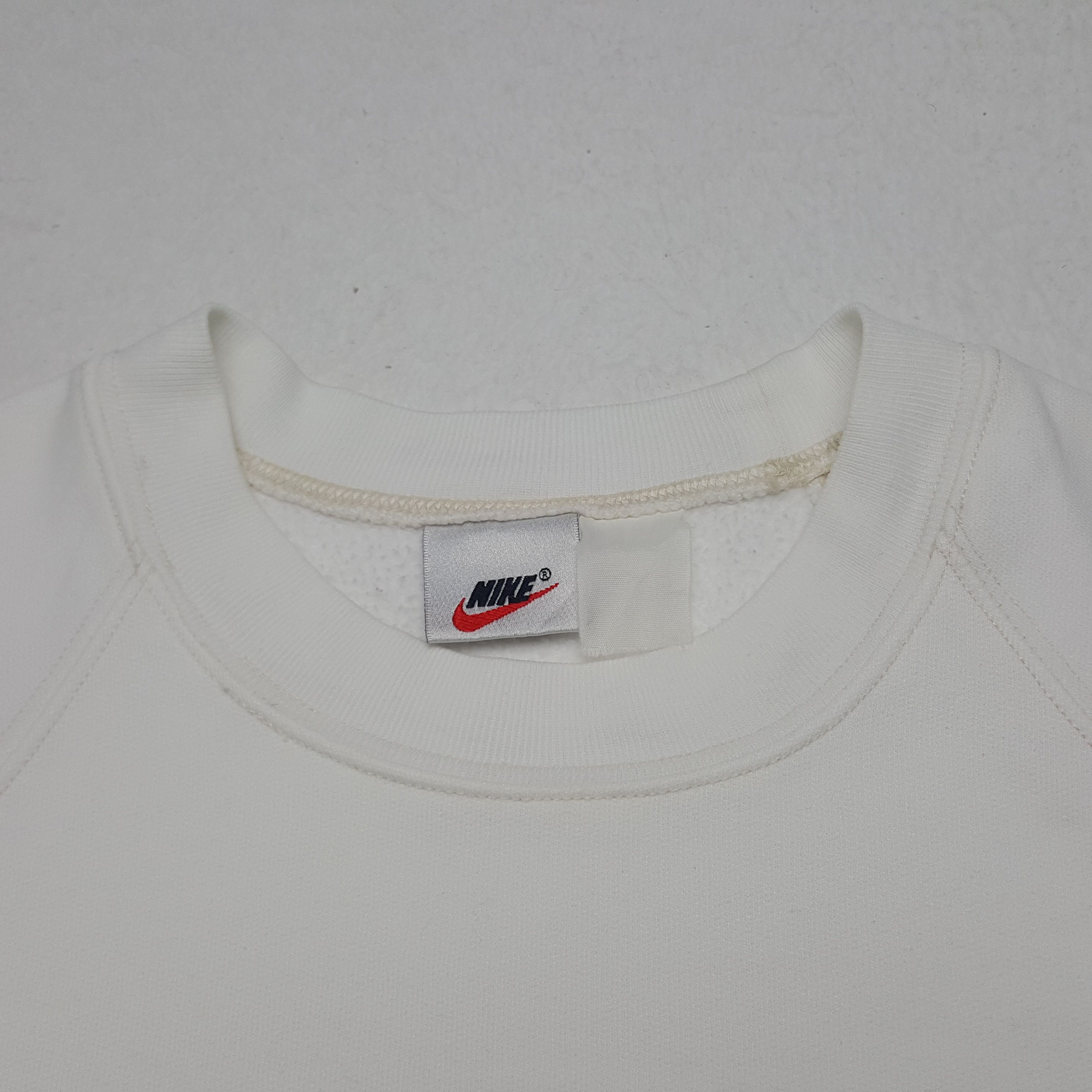 Nike × Vintage Vintage Nike American Sports Style Small Swoosh Sweatshirt Size US S / EU 44-46 / 1 - 4 Thumbnail