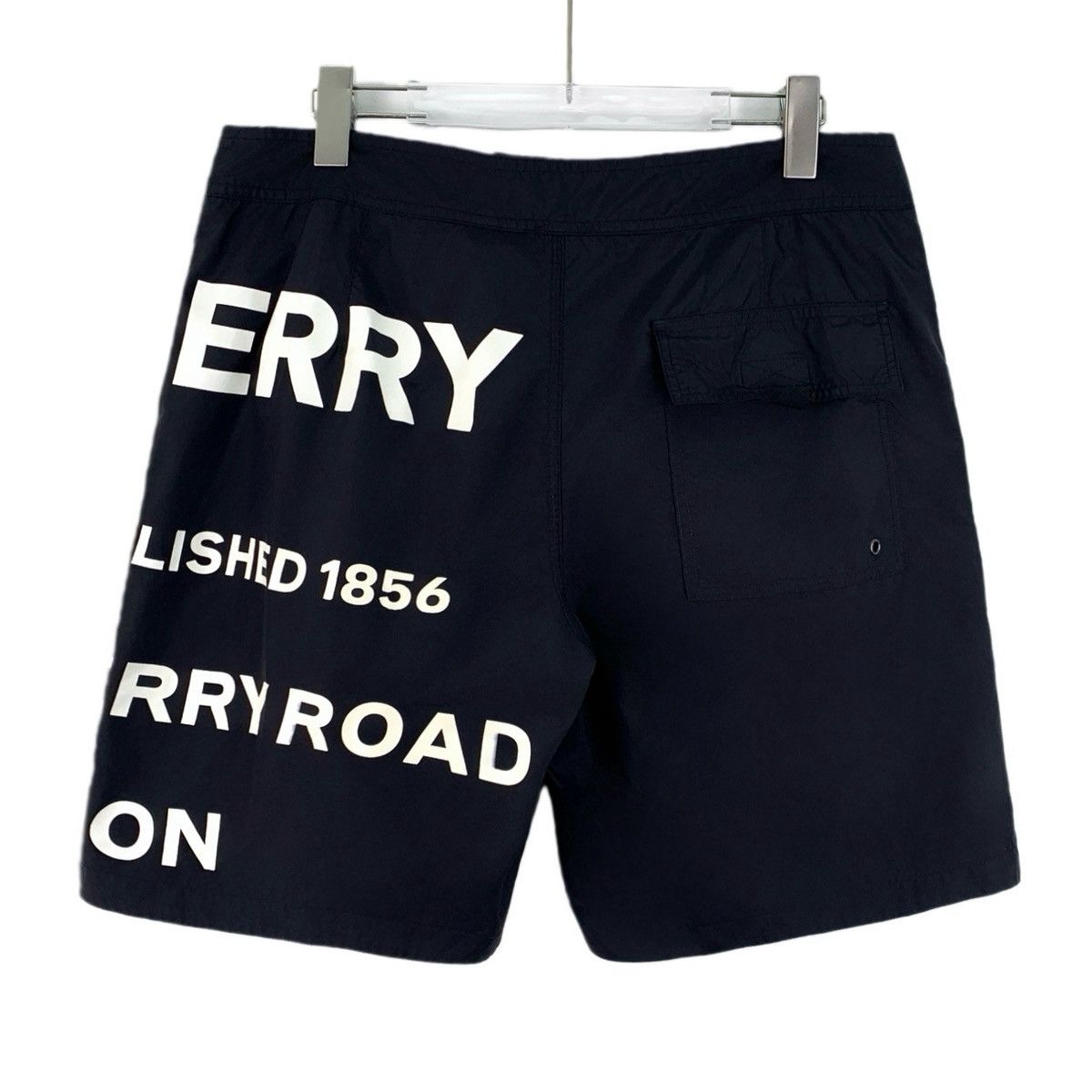 Burberry Burberry Black Logo Printed Casual Shorts K26WX Size 26" / US 2 / IT 38 - 2 Thumbnail