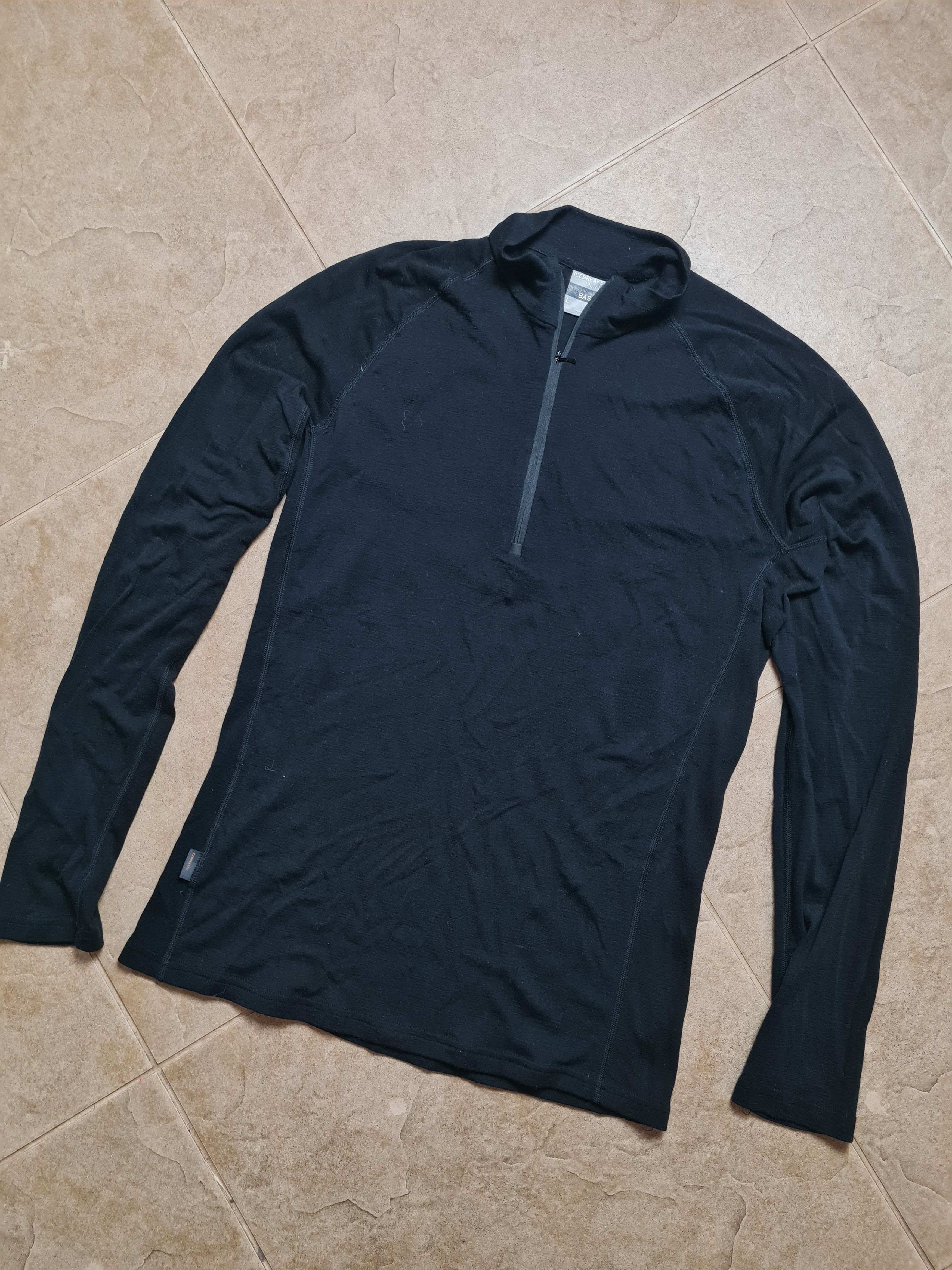 Icebreaker Trekking Icebreaker Wool Elemental Long Sleeve Black Merino Size US L / EU 52-54 / 3 - 4 Thumbnail
