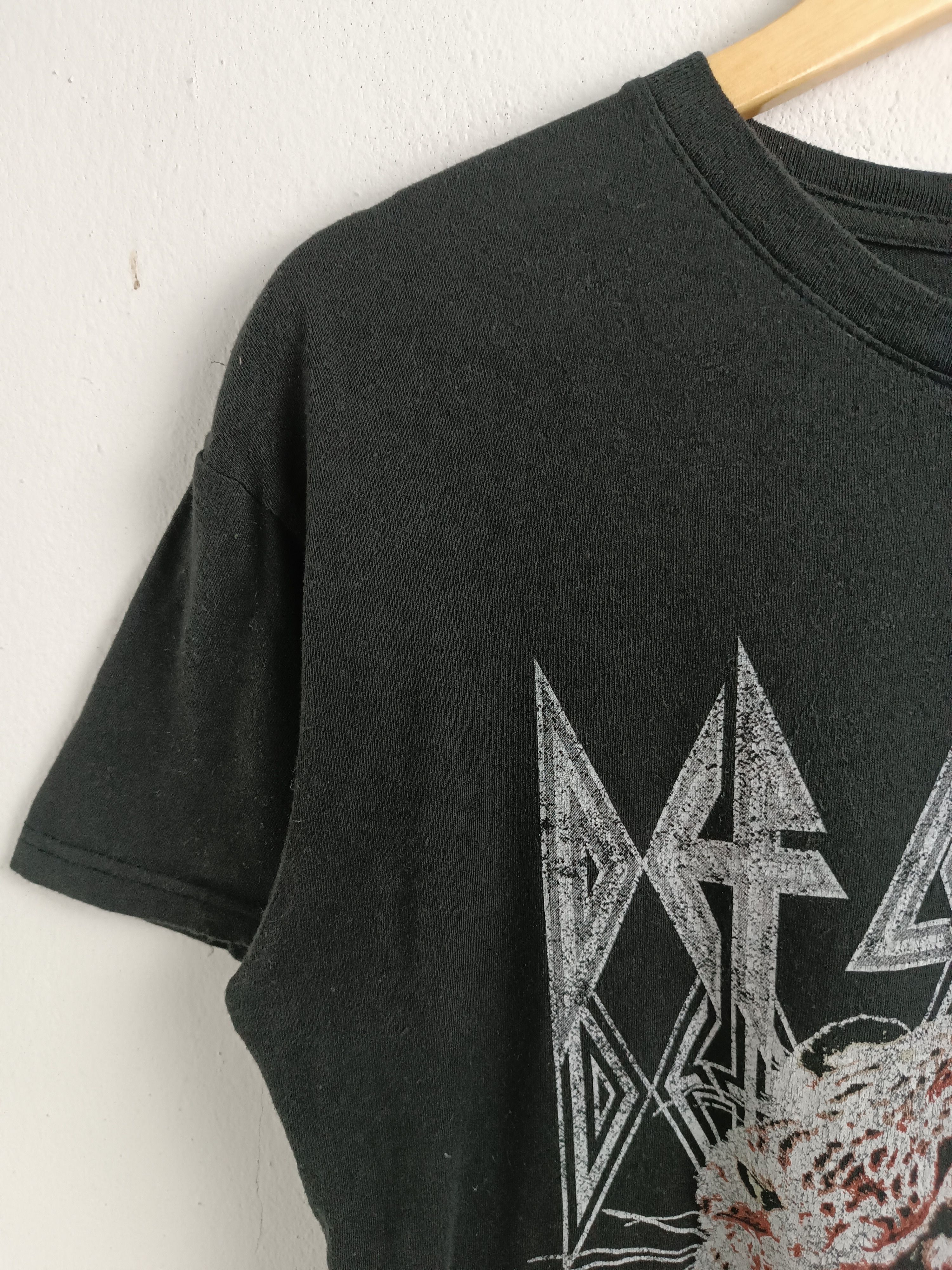 Band Tees VINTAGE FADED DEF LEPPARD TEE JOURNEY MOTLEY POISON Size US M / EU 48-50 / 2 - 5 Thumbnail