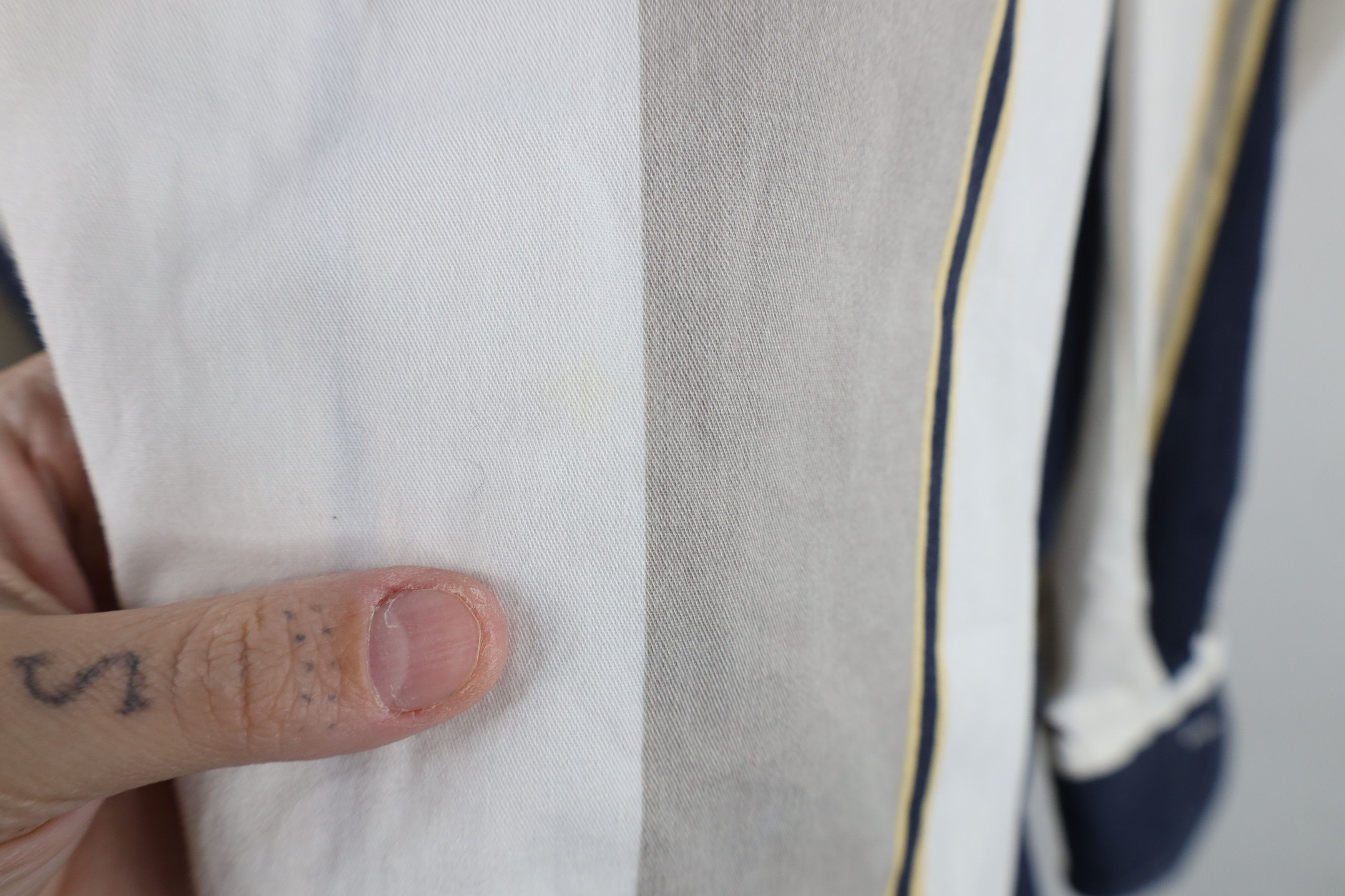 Vintage Vintage 90s Streetwear Block Collared Button Down Shirt Size US XL / EU 56 / 4 - 6 Thumbnail