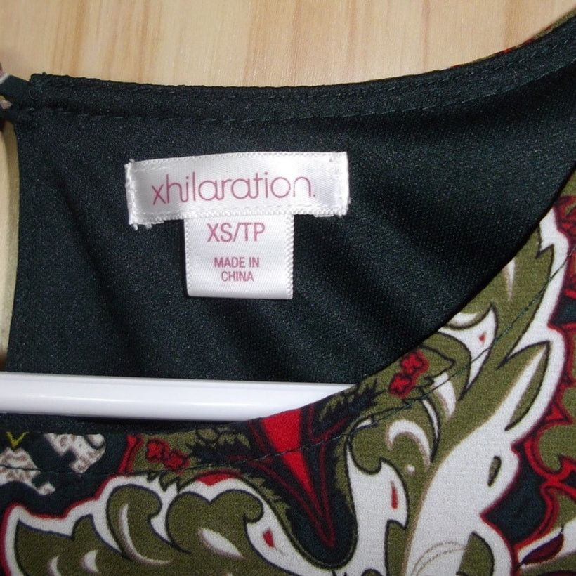 Other Xhilaration Floral Long Sleeve Lined Shift Dress XS Size XS / US 0-2 / IT 36-38 - 3 Thumbnail