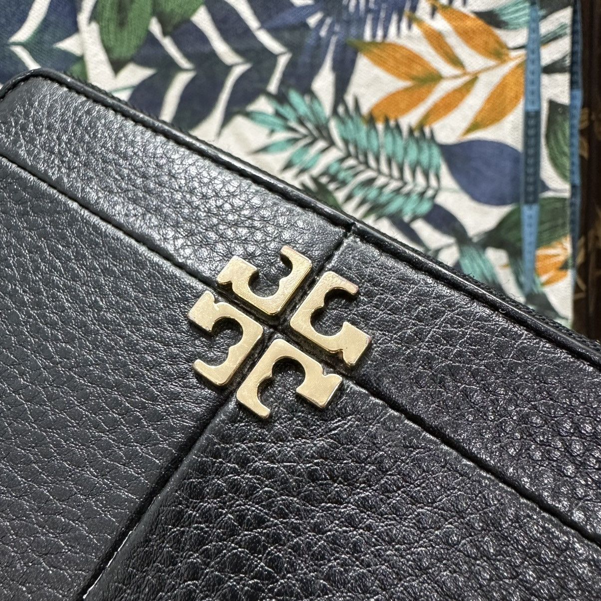 Tory Burch Authentic TORY BURCH Leather Purse Size ONE SIZE - 2 Thumbnail