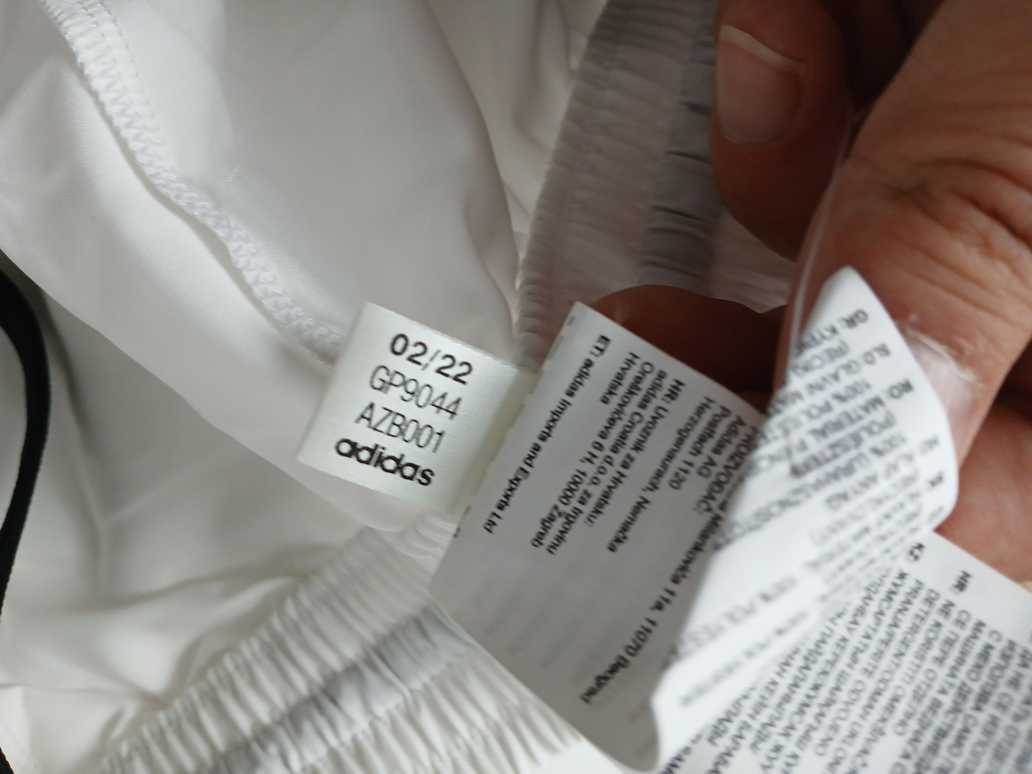 Adidas New Adidas Shorts size M Size US 30 / EU 46 - 6 Thumbnail
