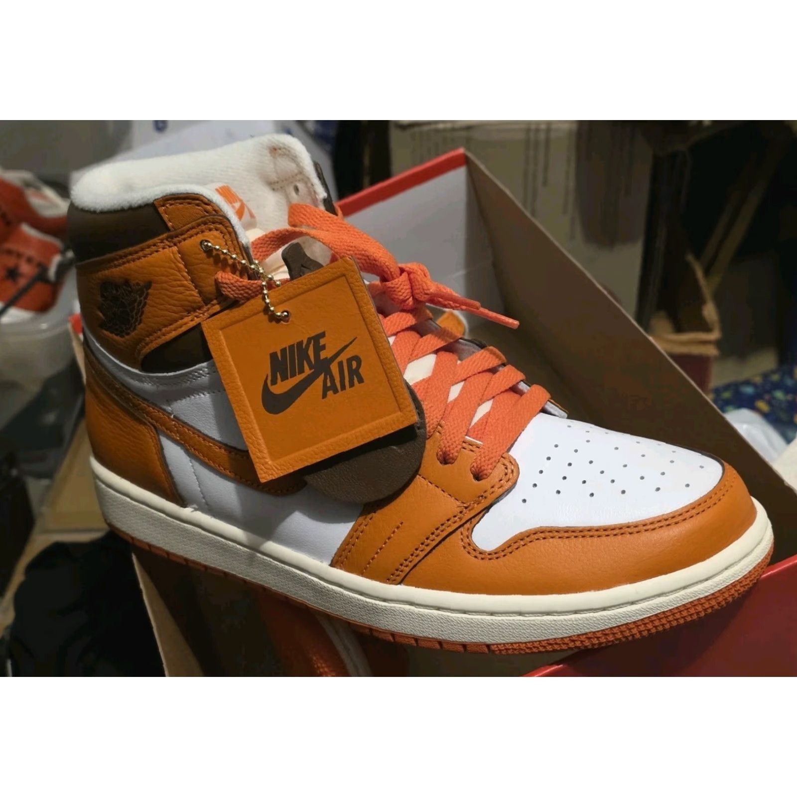 Jordan Brand Jordan 1 High OG Starfish 2022 DO9369-101 Size 10W Size US 10 / IT 40 - 2 Thumbnail