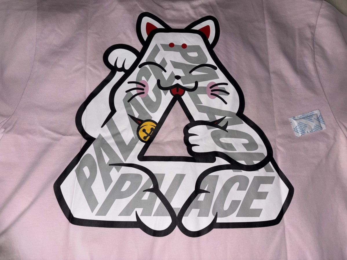 Palace Palace Lucky P3 T-Shirt Pink Size US XXL / EU 58 / 5 - 2 Thumbnail