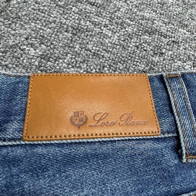Loro Piana Loro Piana Washed and worn denim pants Size US 40 / EU 56 - 6 Thumbnail