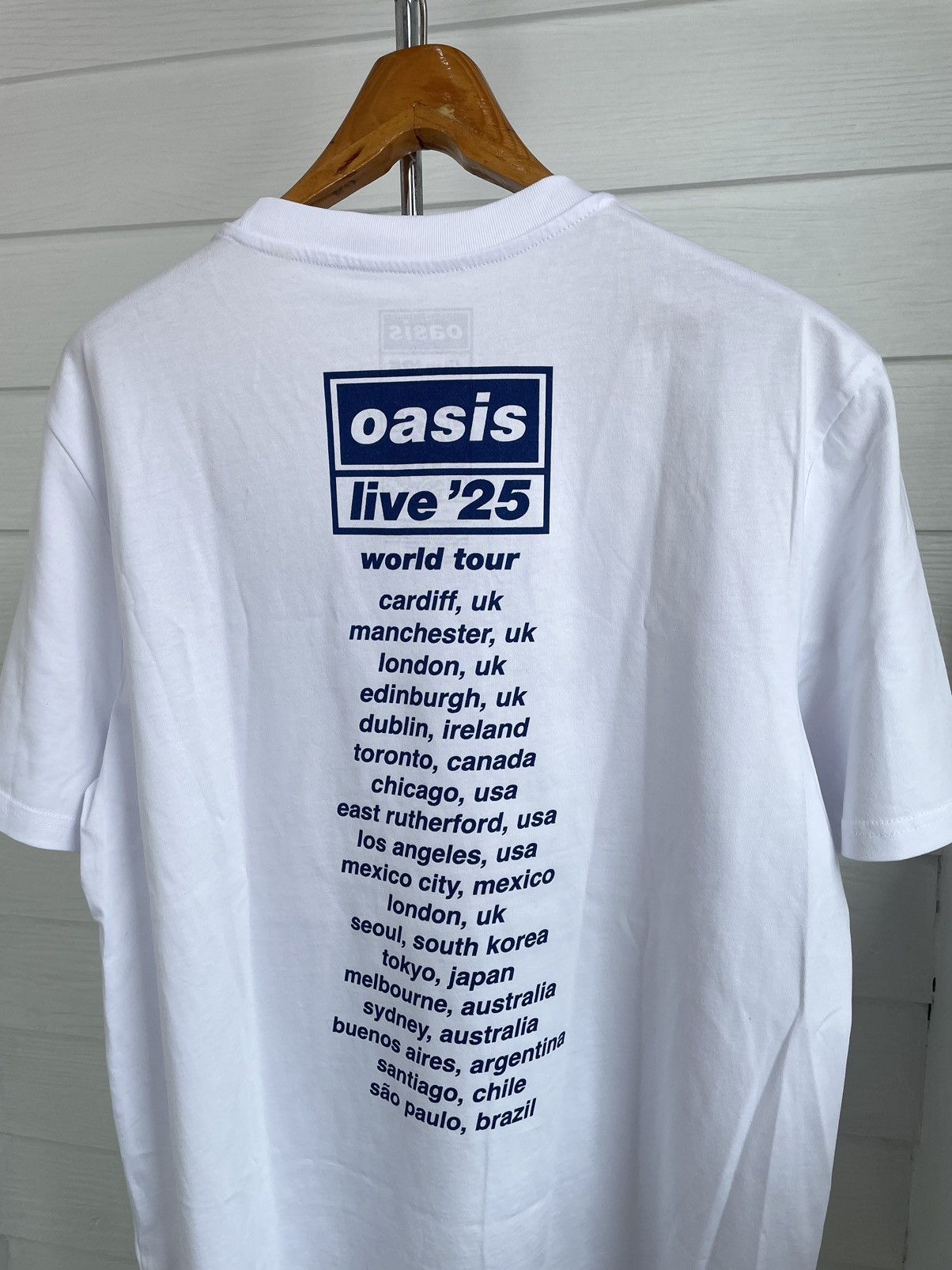 Band Tees OASIS COLOUR PHOTO LIVE 25 WORLD TOUR T-SHIRT WHITE (2025) Size US L / EU 52-54 / 3 - 4 Thumbnail
