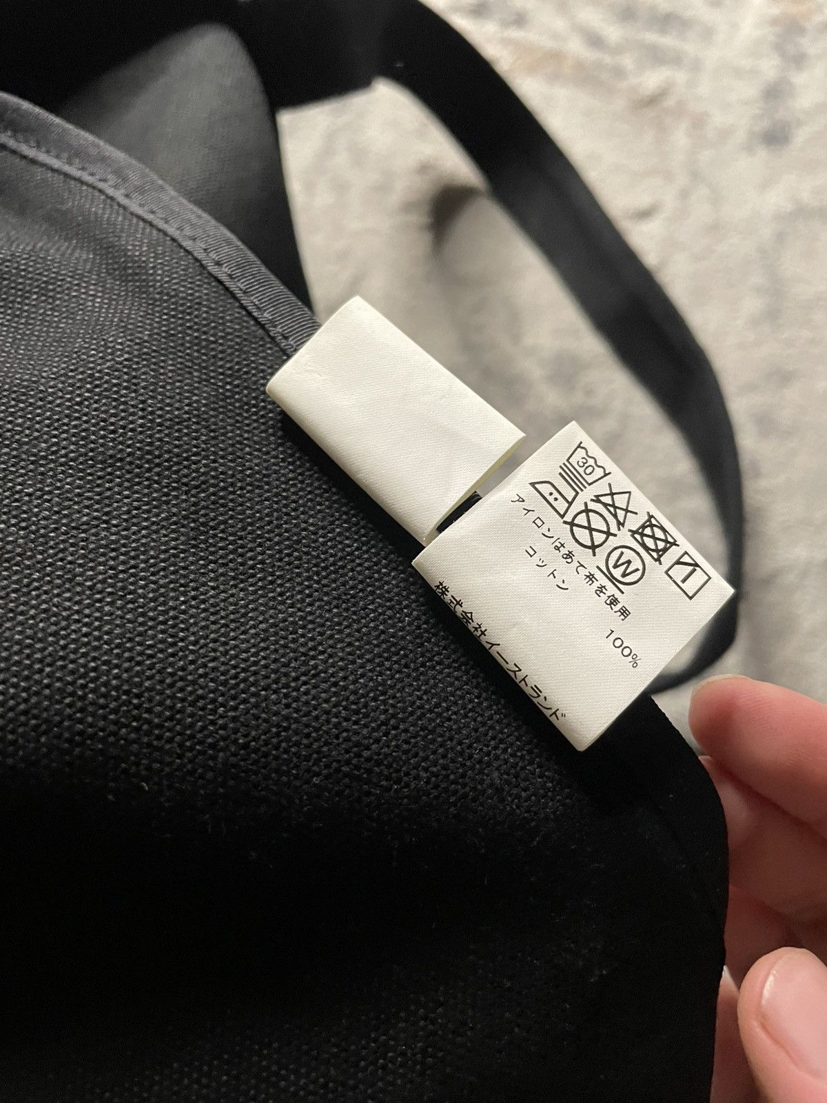 Vlone Vlone Rare MIJ Friends Tote Bag Size ONE SIZE - 7 Thumbnail