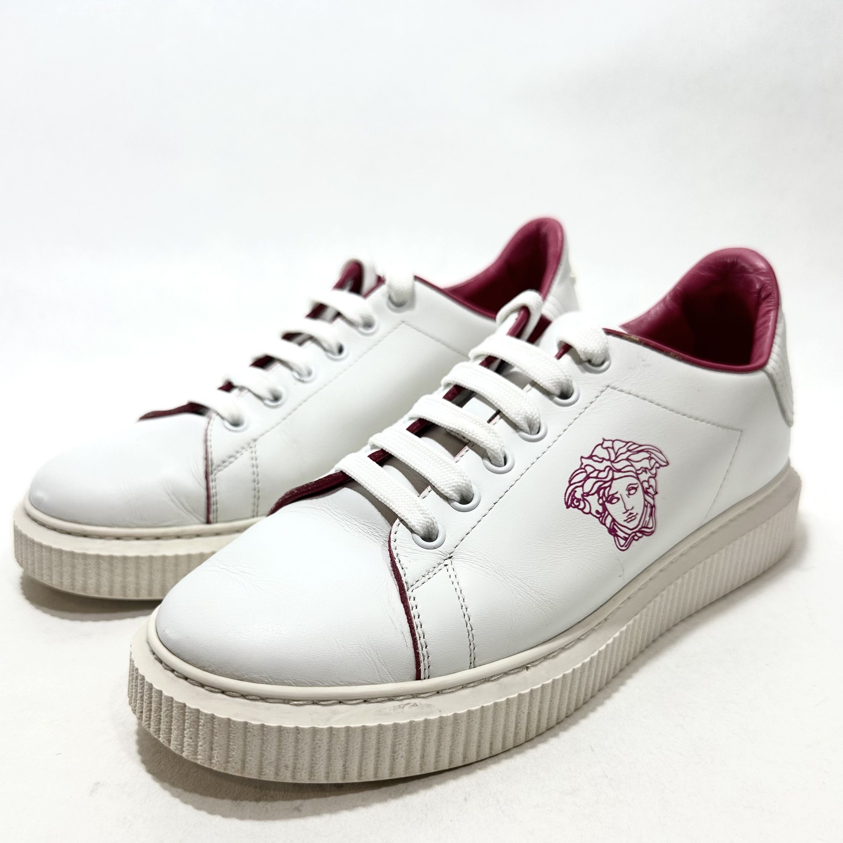 Versace Medusa head logo sneakers in white with pink trim Size US 7 / IT 37 - 6 Thumbnail
